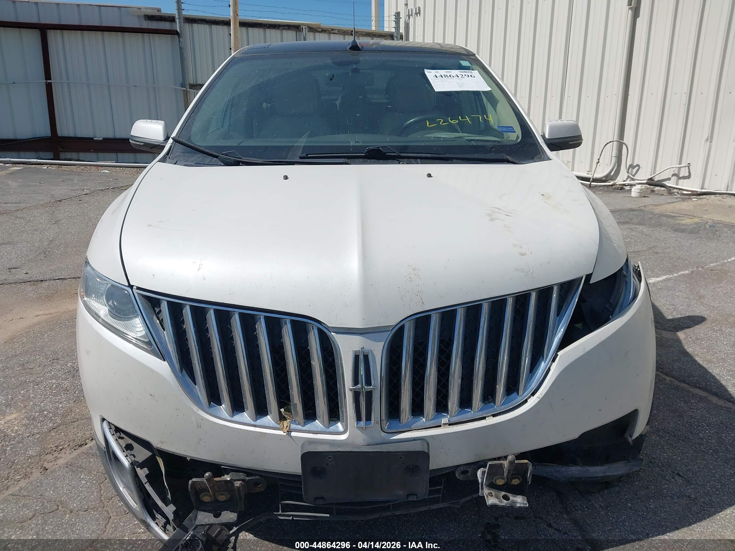 2013 Lincoln Mkx   White vin: 2LMDJ8JK5DBL26474