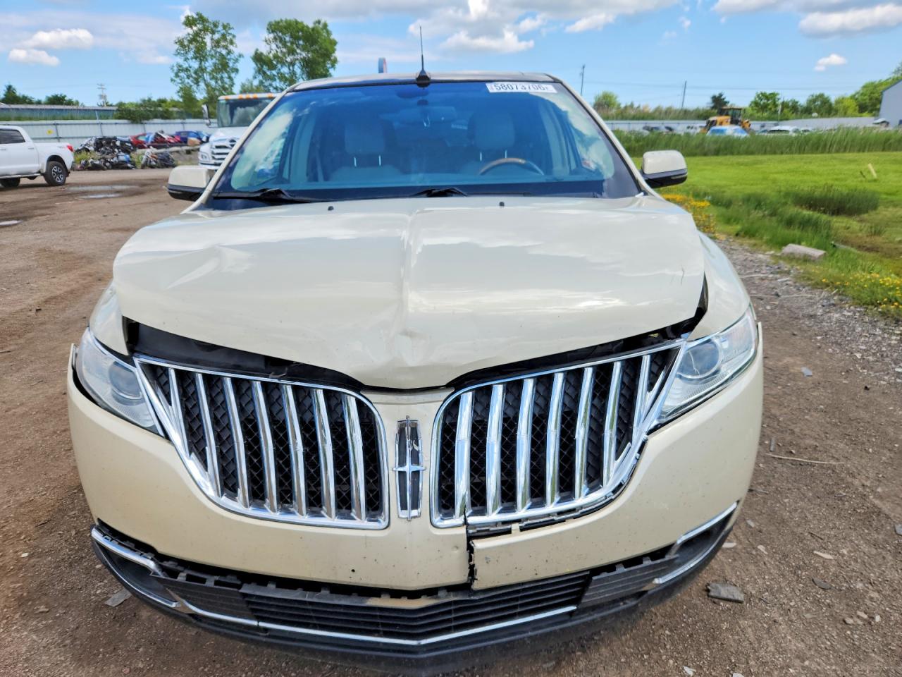 2014 Lincoln Mkx Yellow vin: 2LMDJ8JK5EBL10129