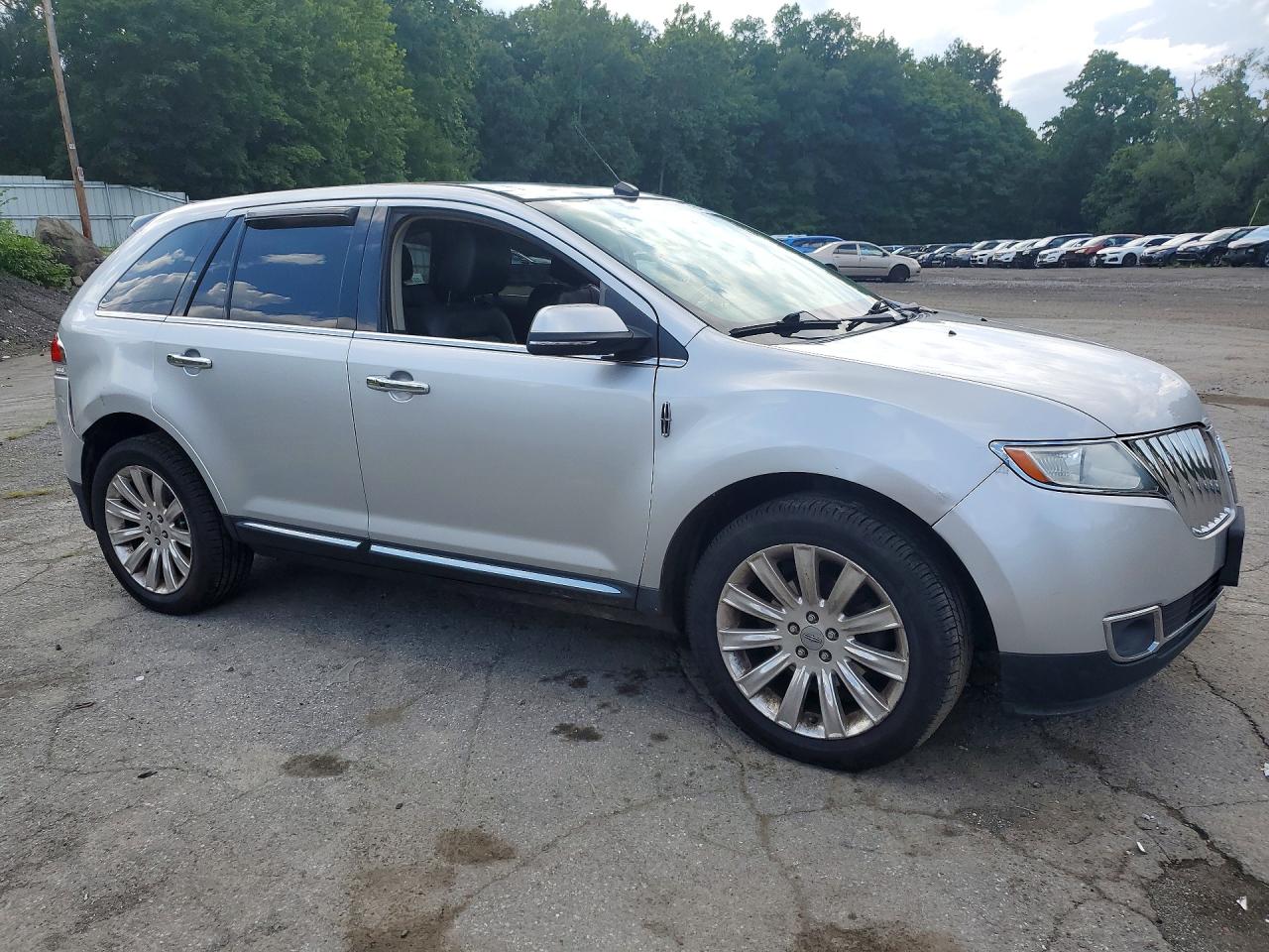 2014 Lincoln Mkx Silver vin: 2LMDJ8JK5EBL12110