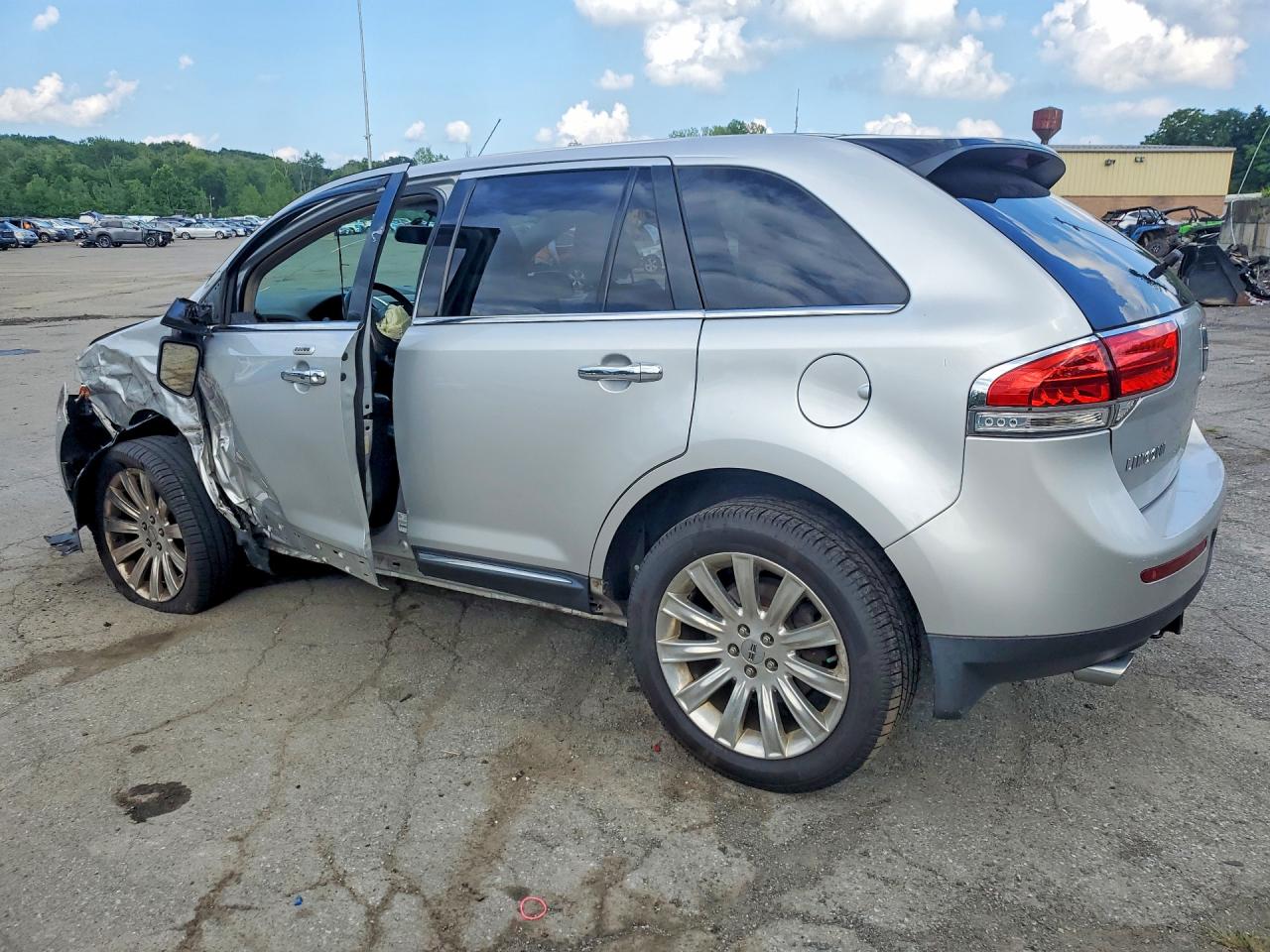 2014 Lincoln Mkx Silver vin: 2LMDJ8JK5EBL12110