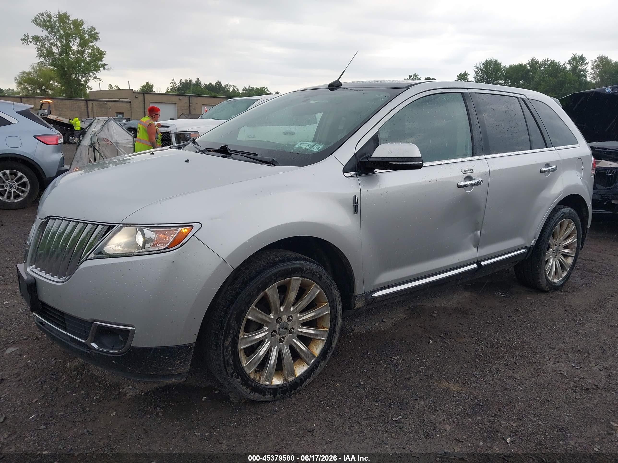 2014 Lincoln Mkx   Silver vin: 2LMDJ8JK5EBL13872