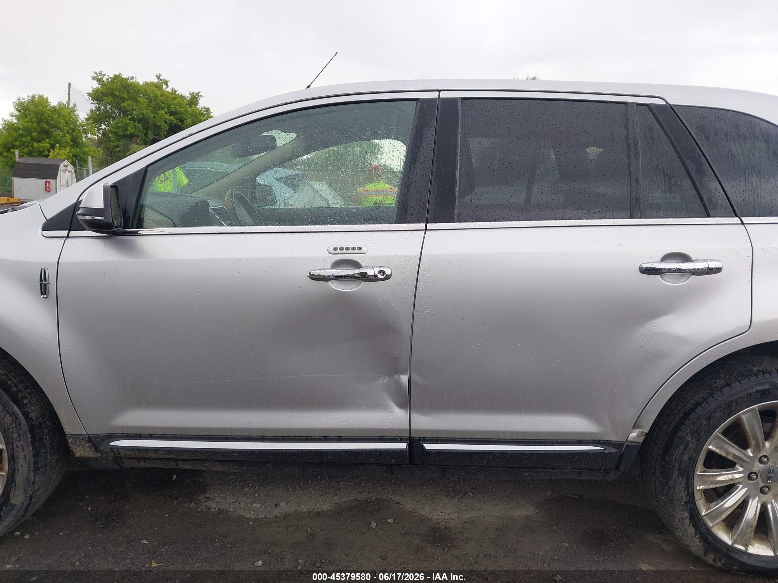 2014 Lincoln Mkx   Silver vin: 2LMDJ8JK5EBL13872