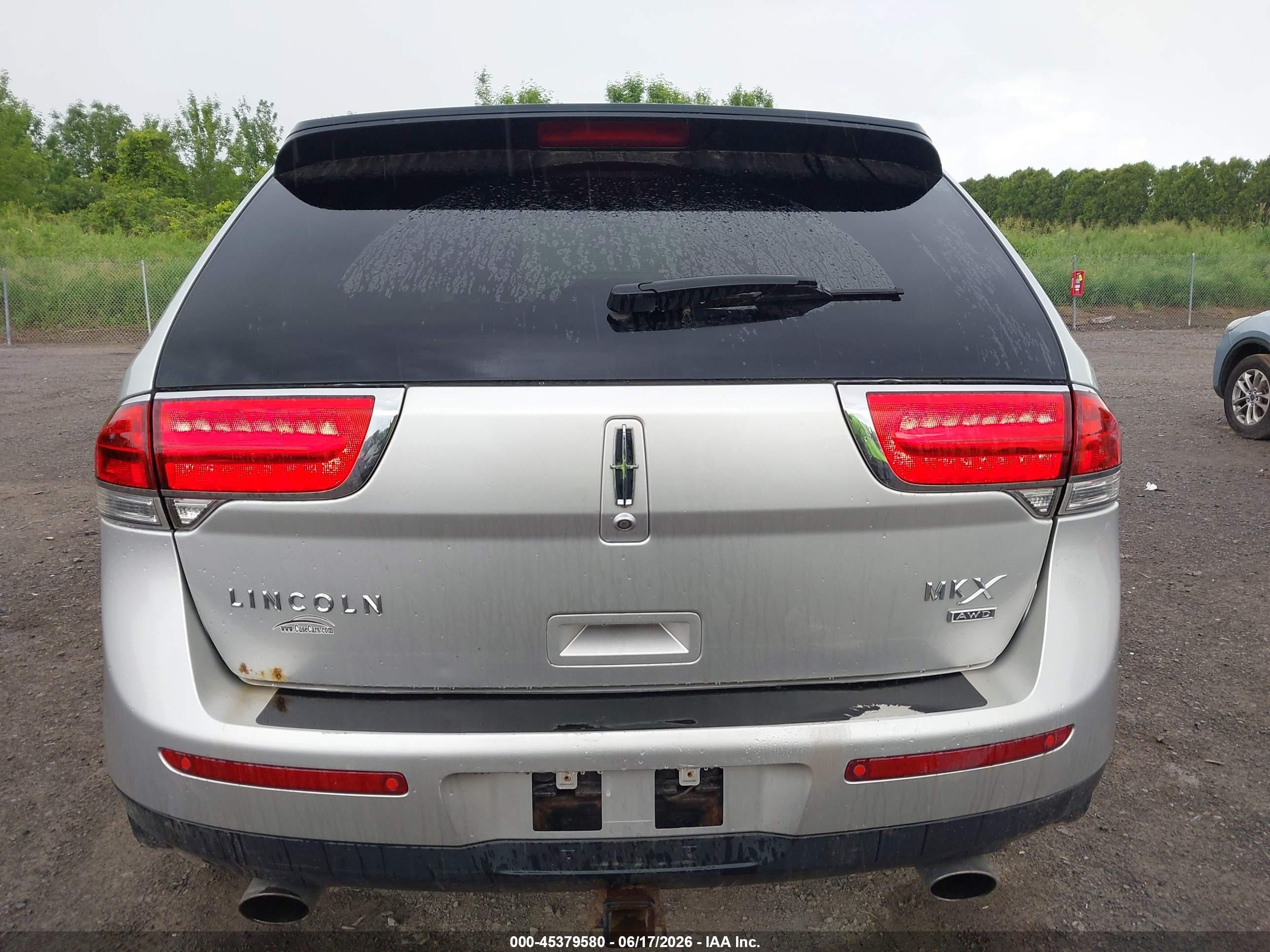 2014 Lincoln Mkx   Silver vin: 2LMDJ8JK5EBL13872