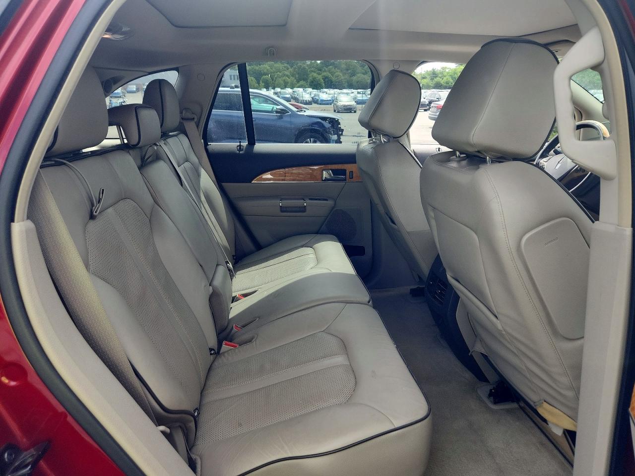 2014 Lincoln Mkx Red vin: 2LMDJ8JK5EBL19803