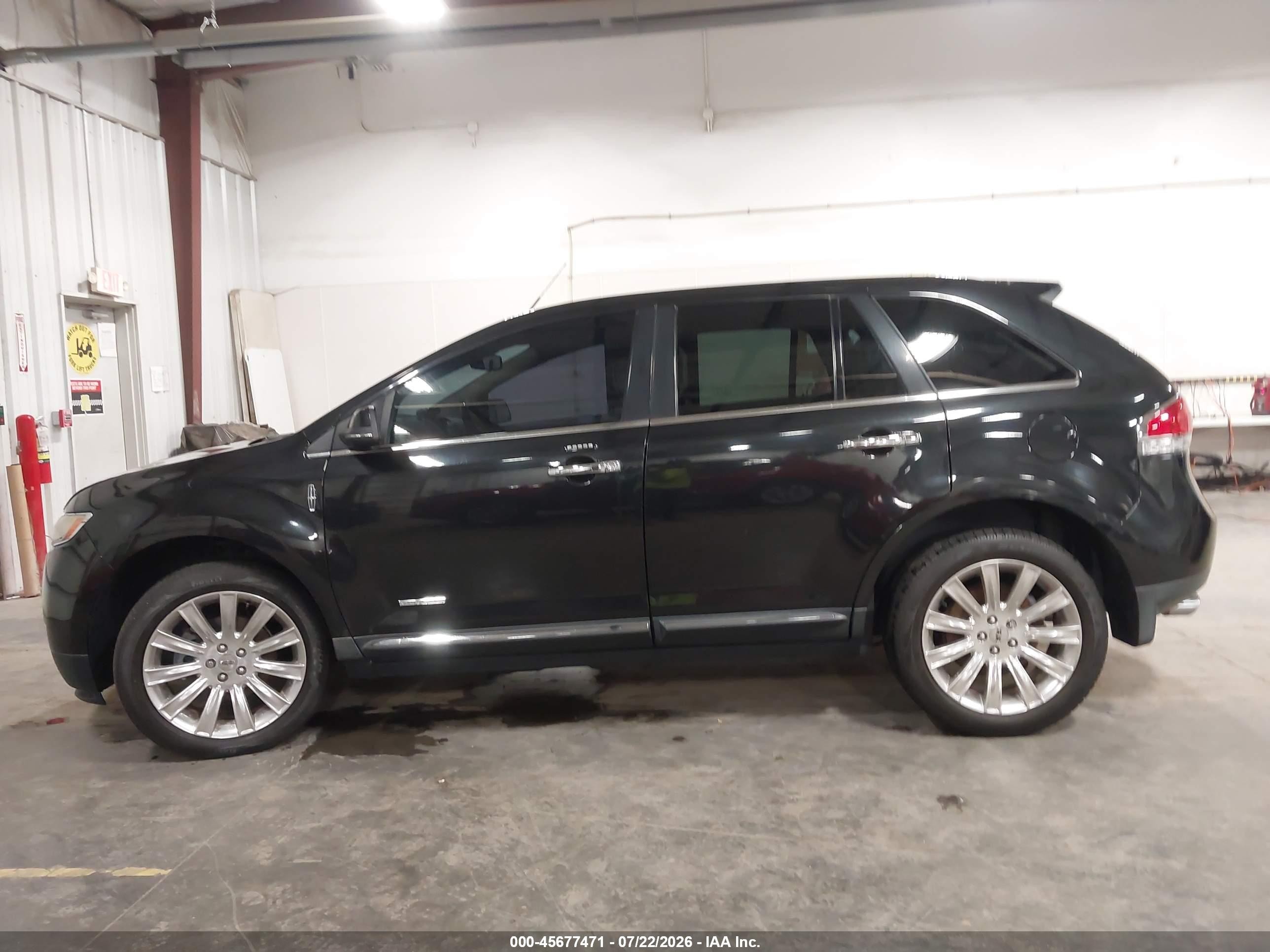 2015 Lincoln Mkx   Черный vin: 2LMDJ8JK5FBL27045