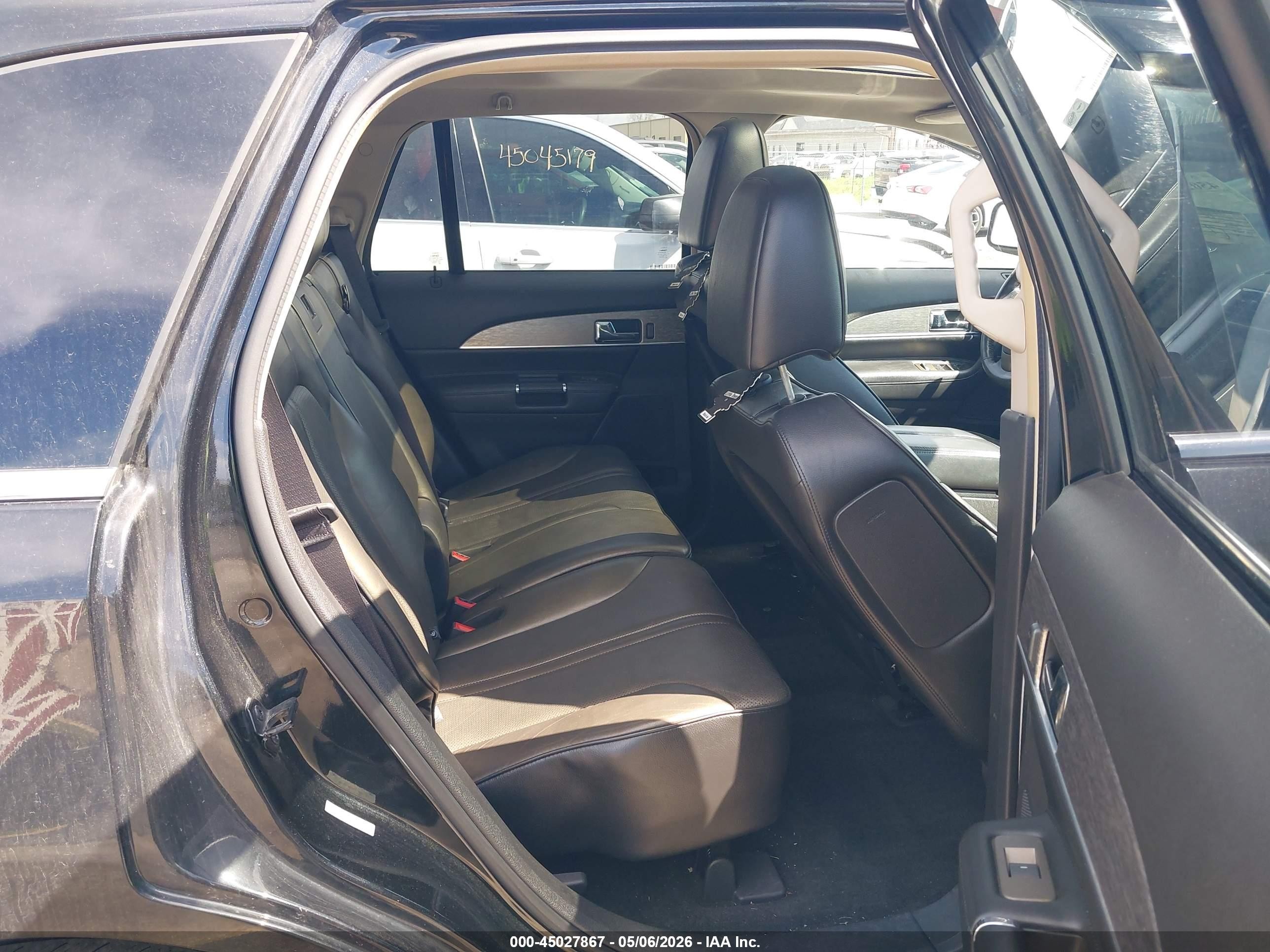 2011 Lincoln Mkx   Черный vin: 2LMDJ8JK6BBJ02465