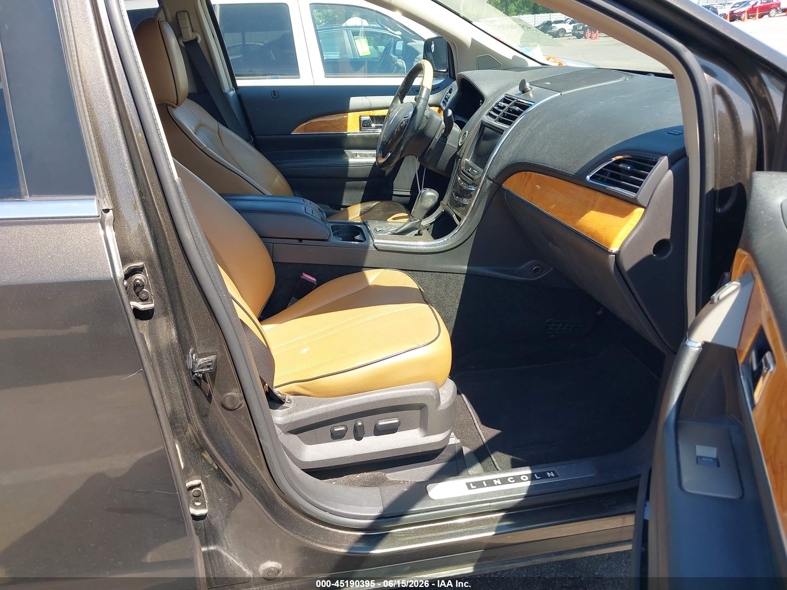 2011 Lincoln Mkx   Tan vin: 2LMDJ8JK6BBJ07648