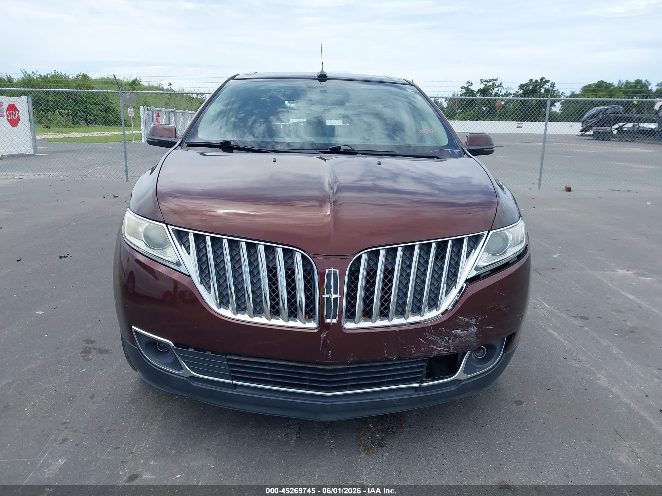 2012 Lincoln Mkx   Maroon vin: 2LMDJ8JK6CBL12971