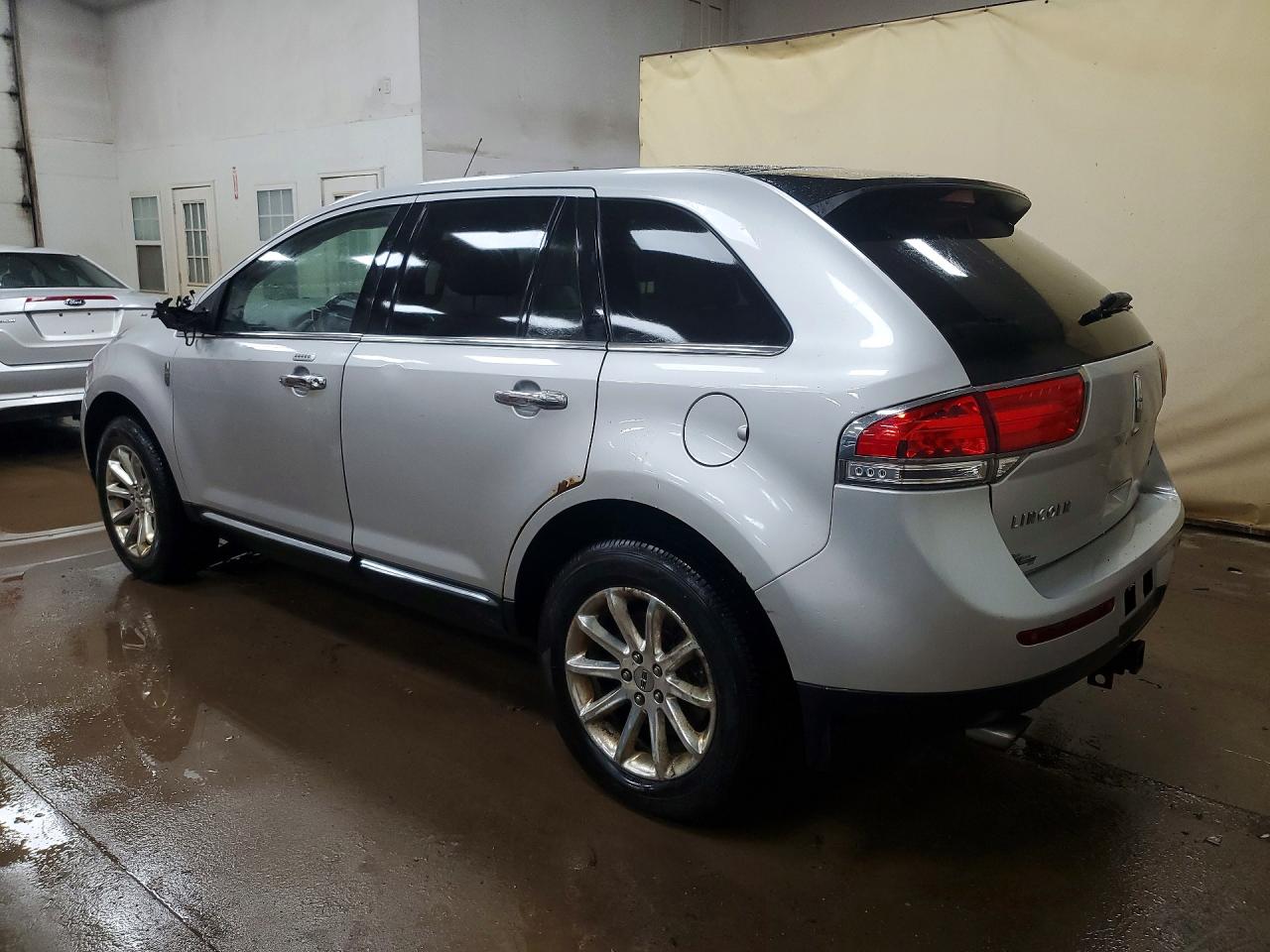 2013 Lincoln Mkx Silver vin: 2LMDJ8JK6DBL17380