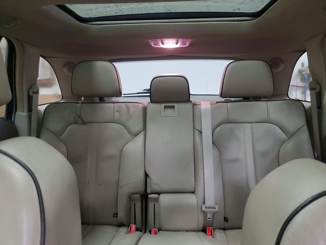 2013 Lincoln Mkx Silver vin: 2LMDJ8JK6DBL17380