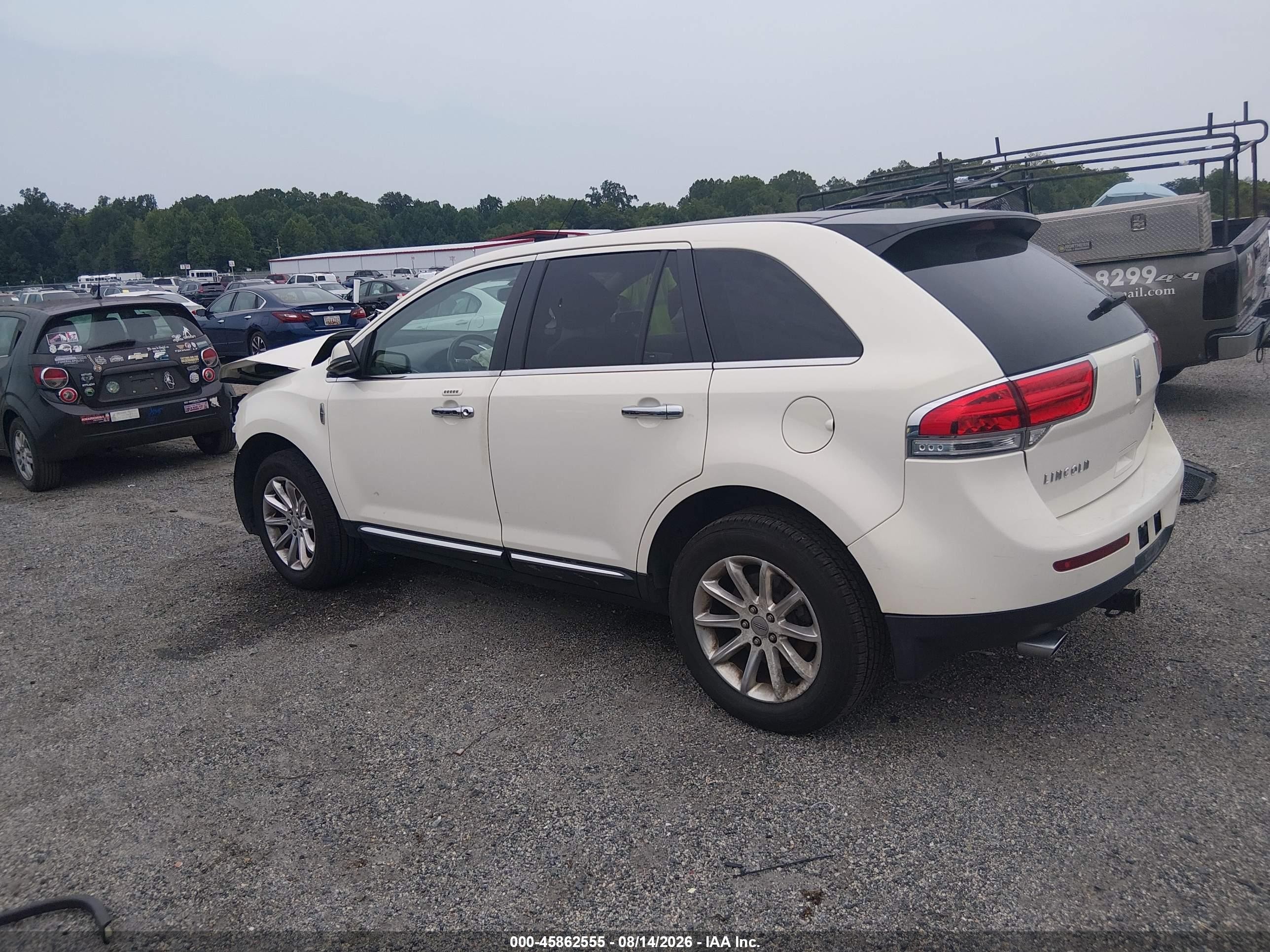 2013 Lincoln Mkx   Cream vin: 2LMDJ8JK6DBL24393