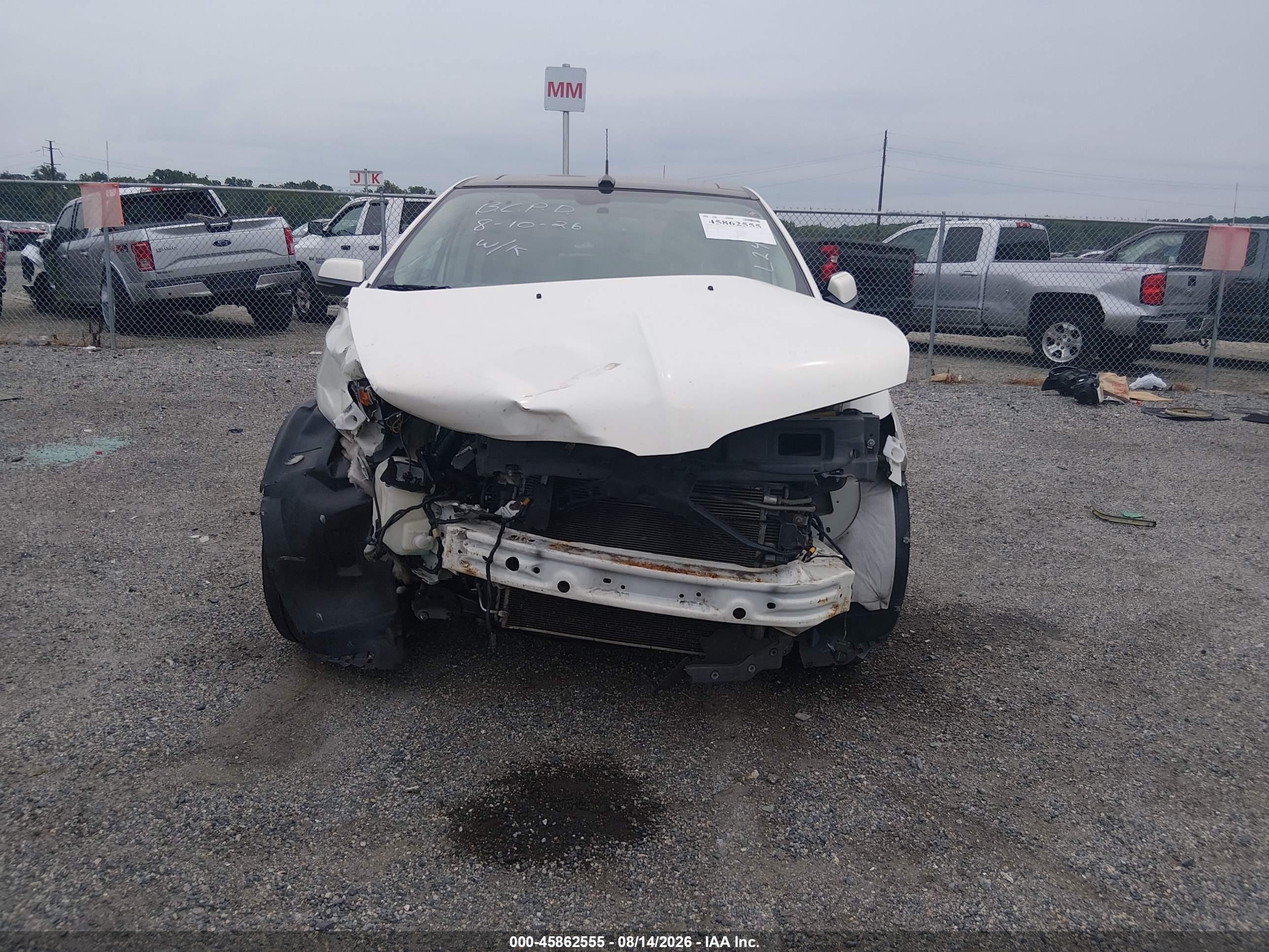 2013 Lincoln Mkx   Cream vin: 2LMDJ8JK6DBL24393