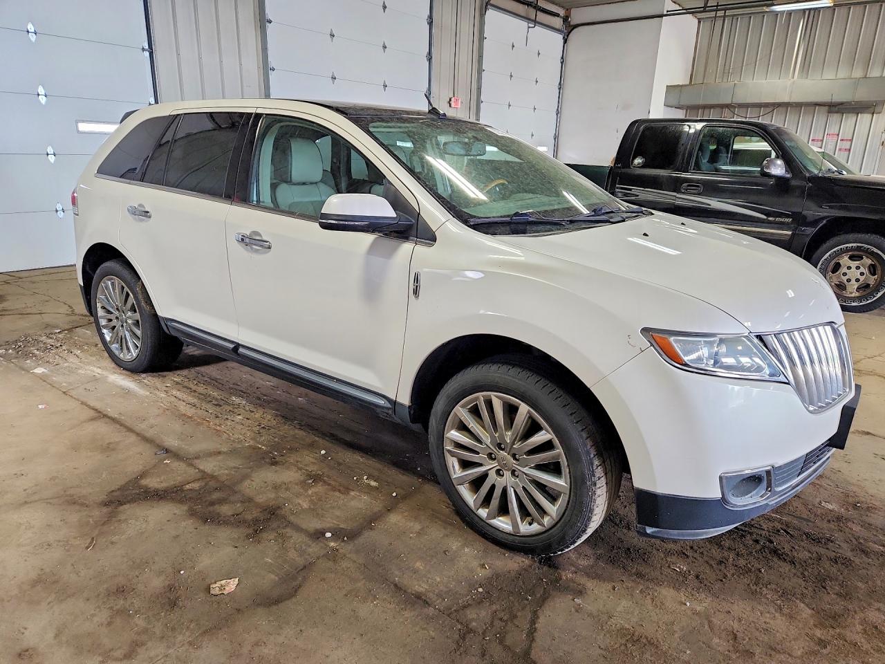 2013 Lincoln Mkx White vin: 2LMDJ8JK6DBL45289