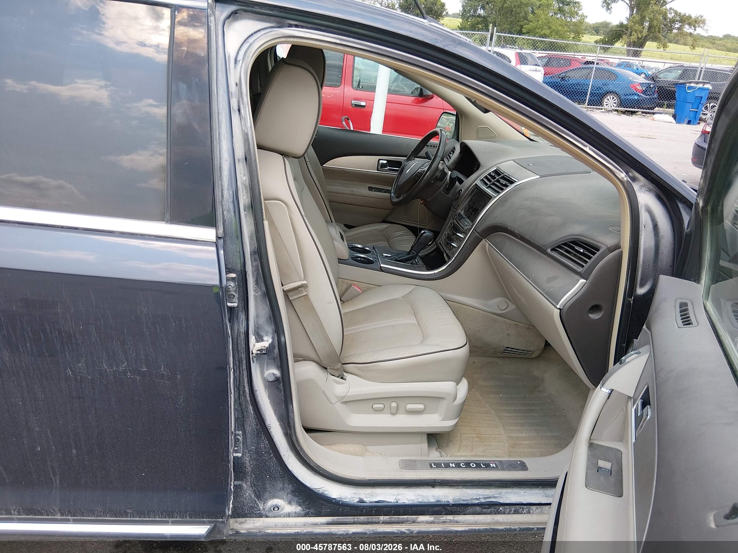 2014 Lincoln Mkx Beige vin: 2LMDJ8JK6EBL01696
