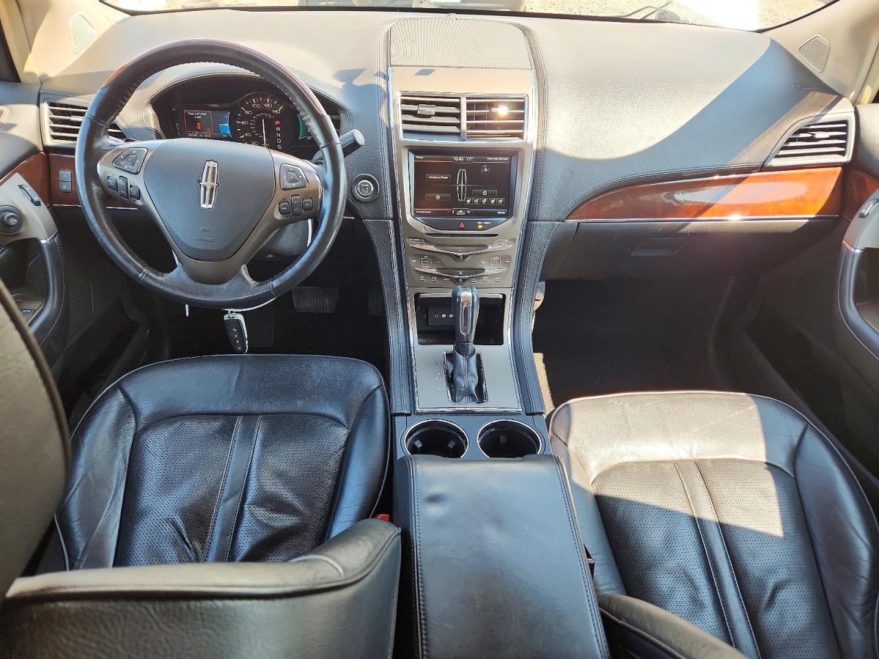 2015 Lincoln Mkx White vin: 2LMDJ8JK6FBL24445