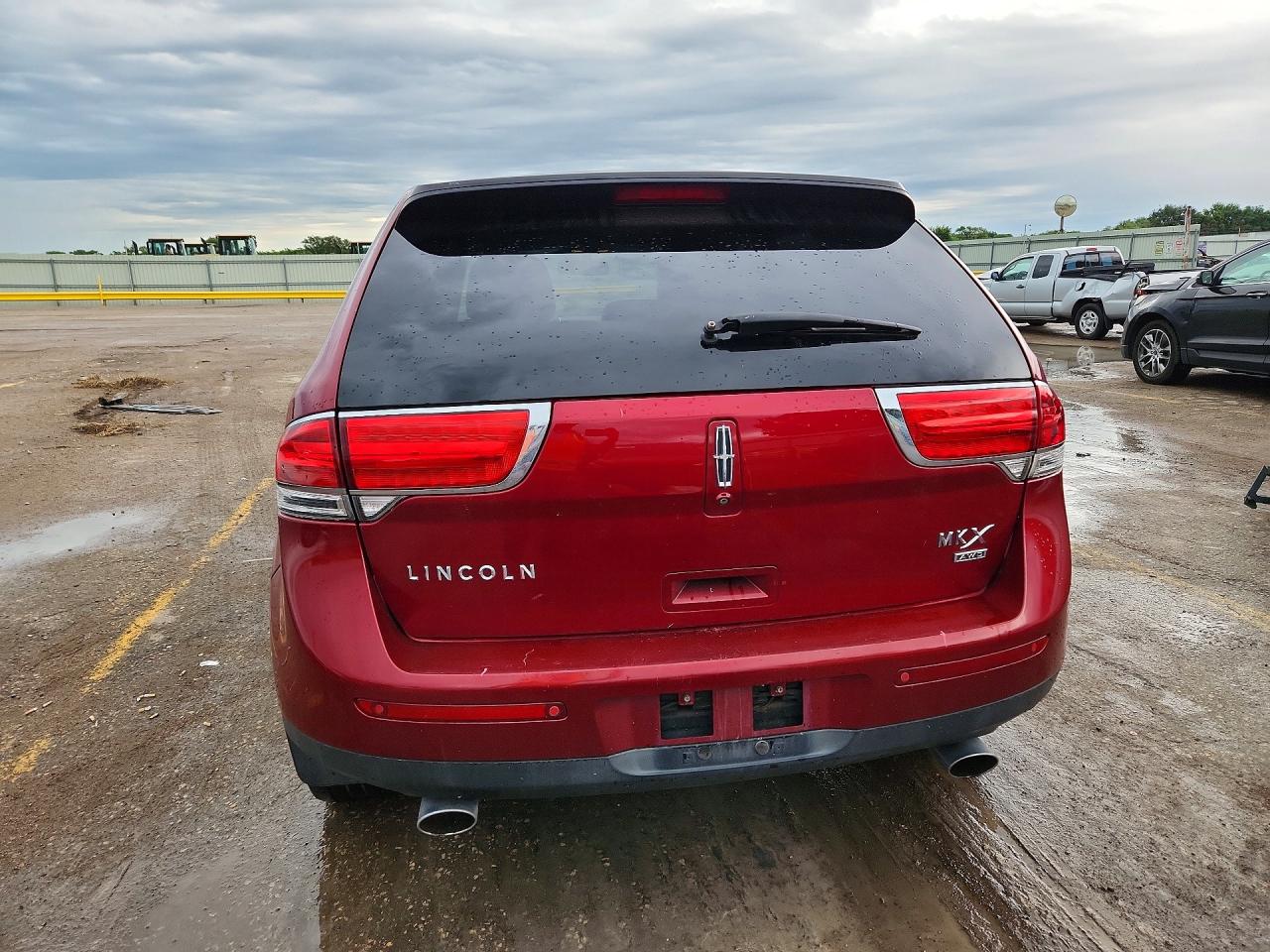 2015 Lincoln Mkx Red vin: 2LMDJ8JK6FBL31959