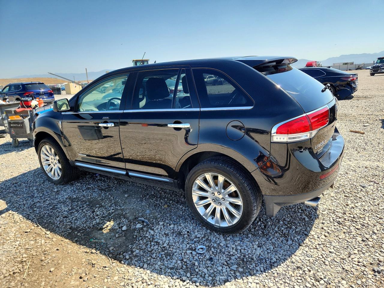 2011 Lincoln Mkx Black vin: 2LMDJ8JK7BBJ00417