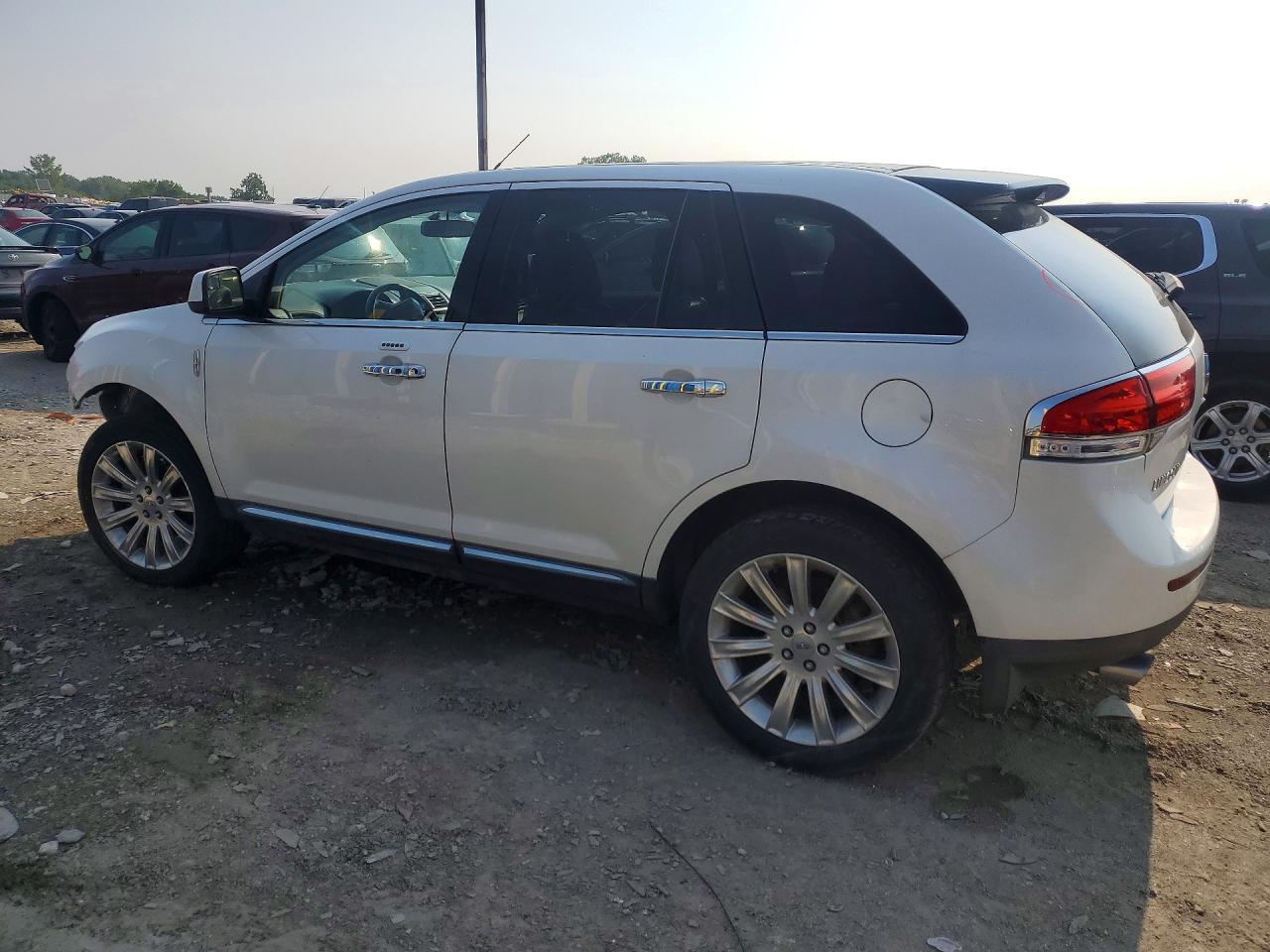 2011 Lincoln Mkx White vin: 2LMDJ8JK7BBJ07139