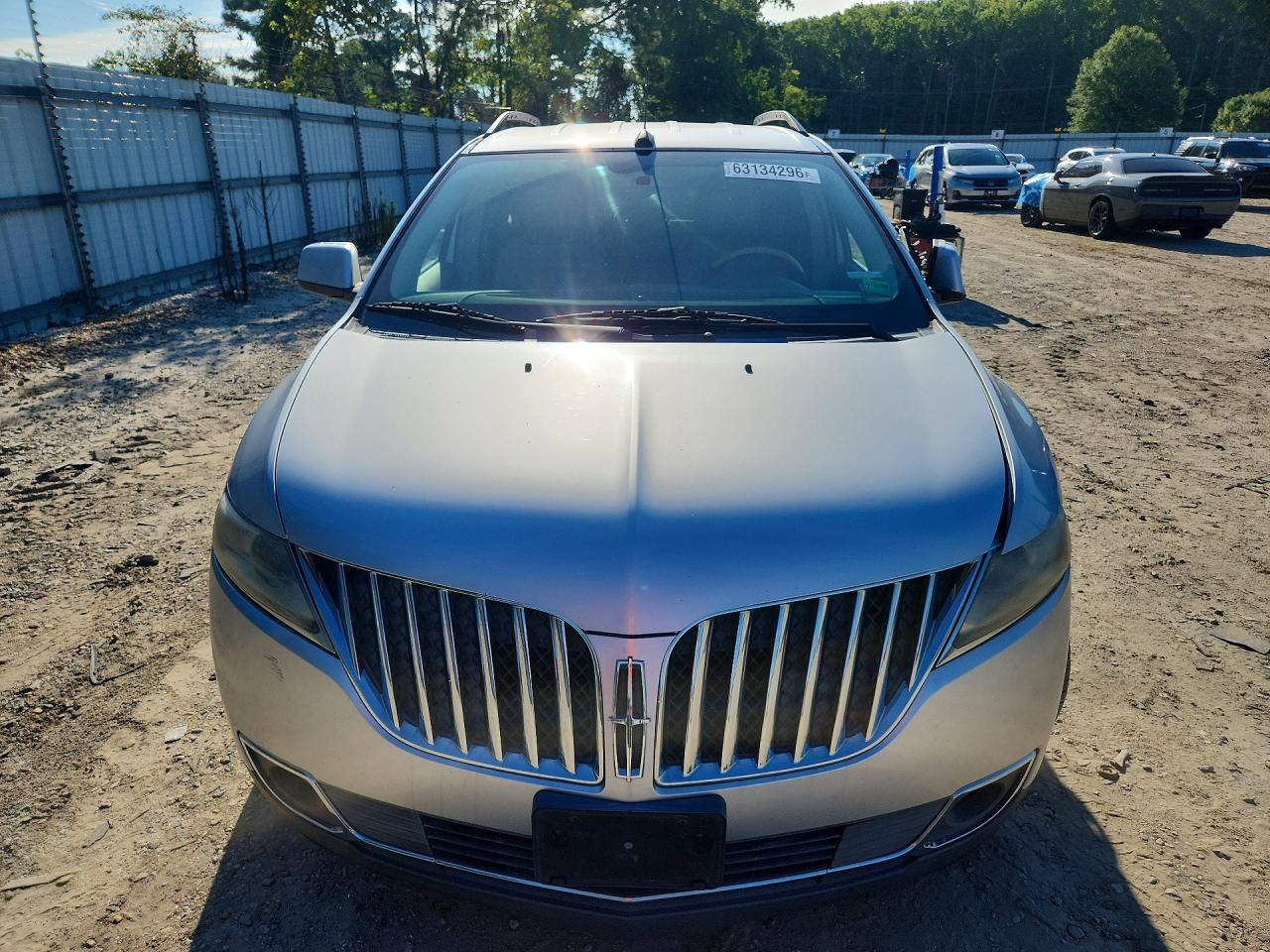 2011 Lincoln Mkx Silver vin: 2LMDJ8JK7BBJ07447