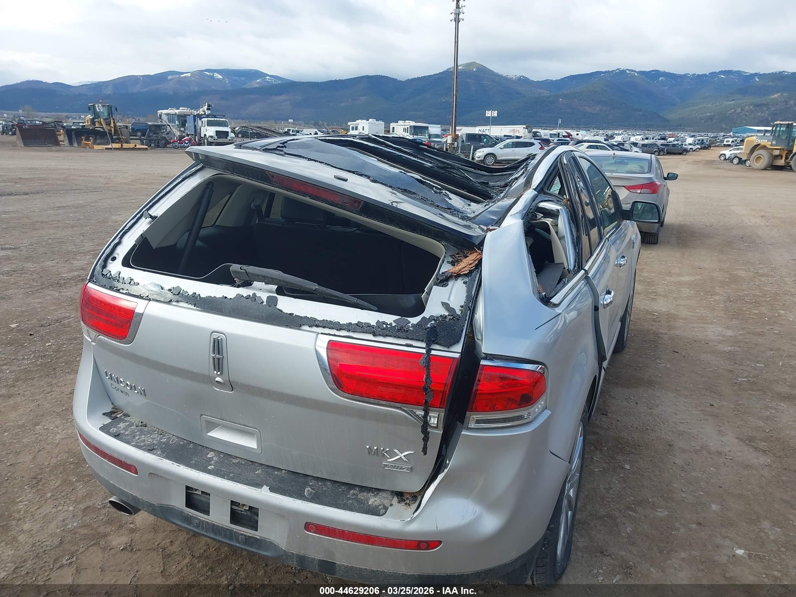2011 Lincoln Mkx Silver vin: 2LMDJ8JK7BBJ28217