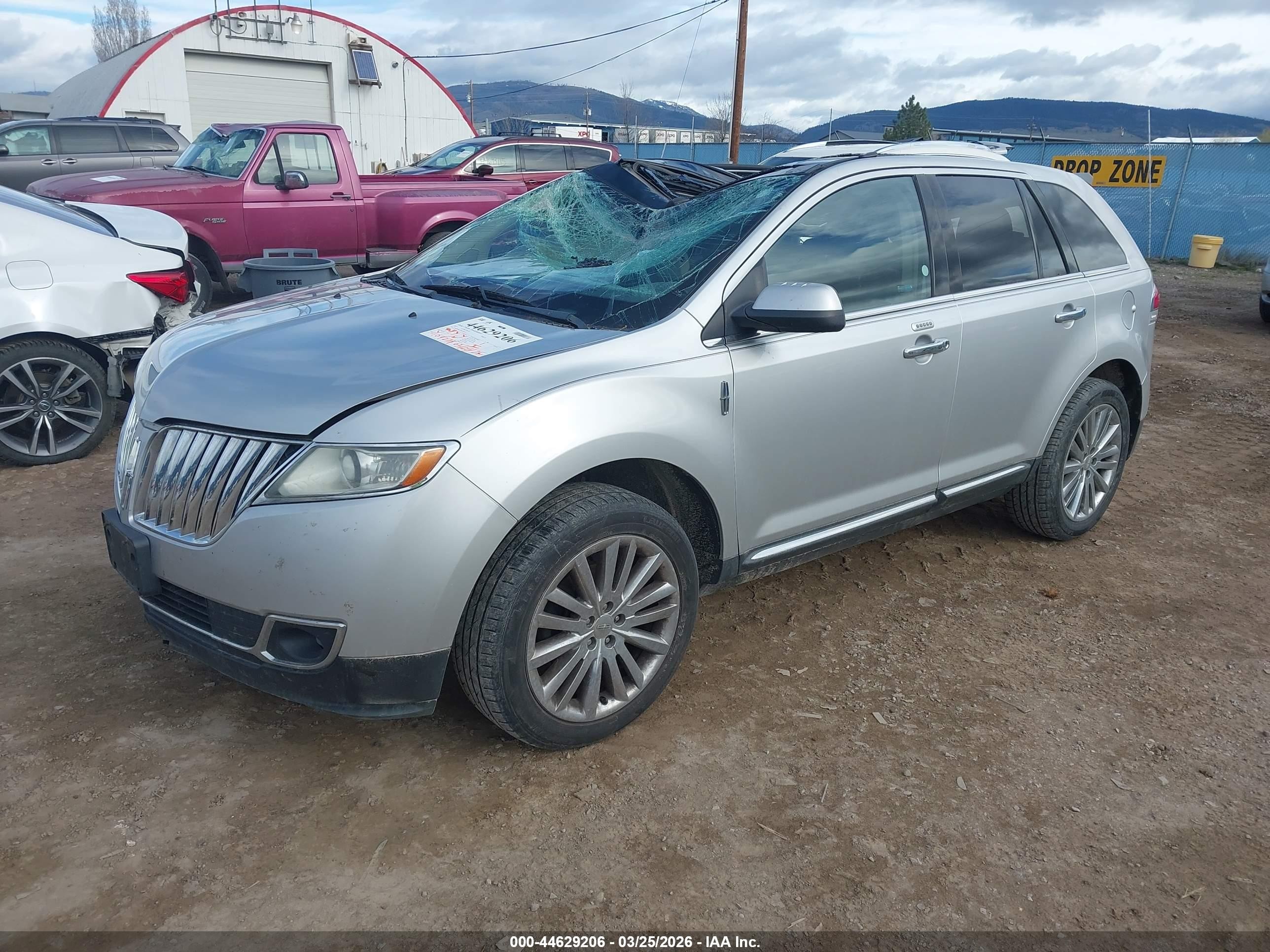 2011 Lincoln Mkx Silver vin: 2LMDJ8JK7BBJ28217