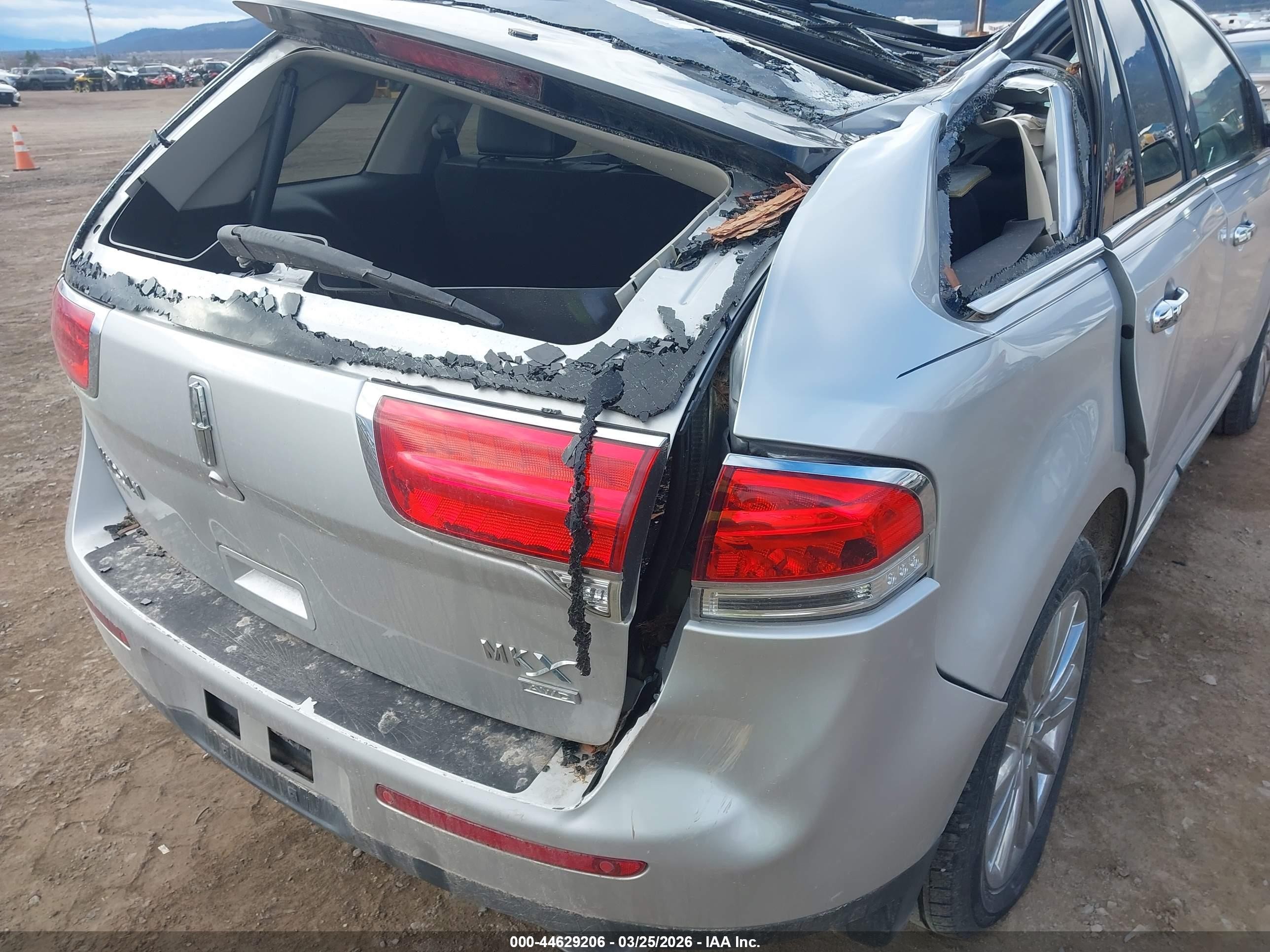 2011 Lincoln Mkx Silver vin: 2LMDJ8JK7BBJ28217
