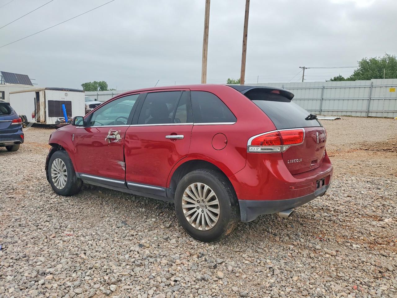 2013 Lincoln Mkx Burgundy vin: 2LMDJ8JK7DBL36603