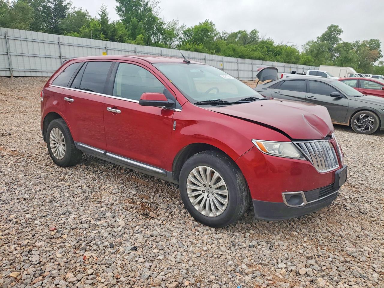 2013 Lincoln Mkx Burgundy vin: 2LMDJ8JK7DBL36603