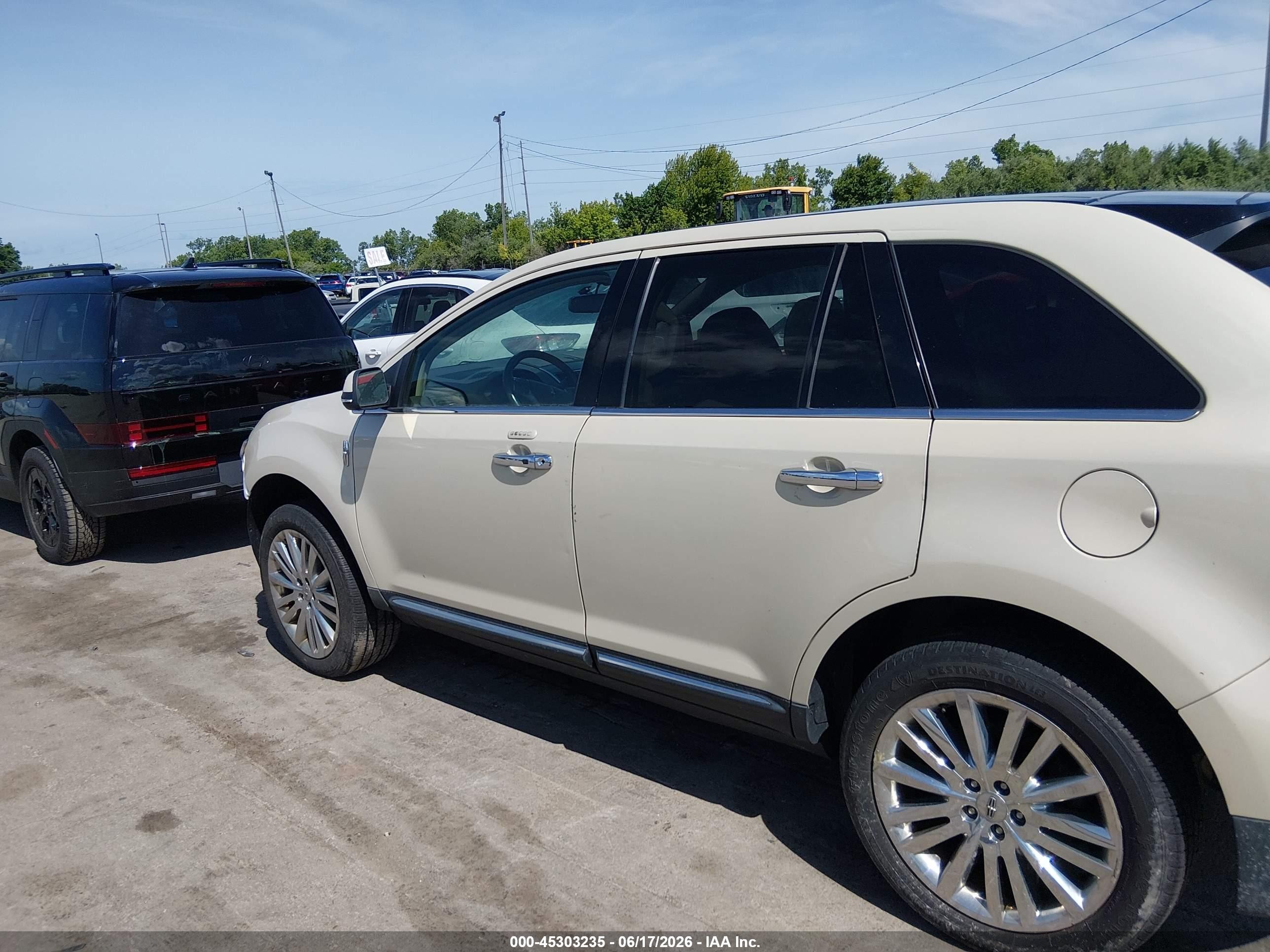 2015 Lincoln Mkx   Tan vin: 2LMDJ8JK7FBL24292