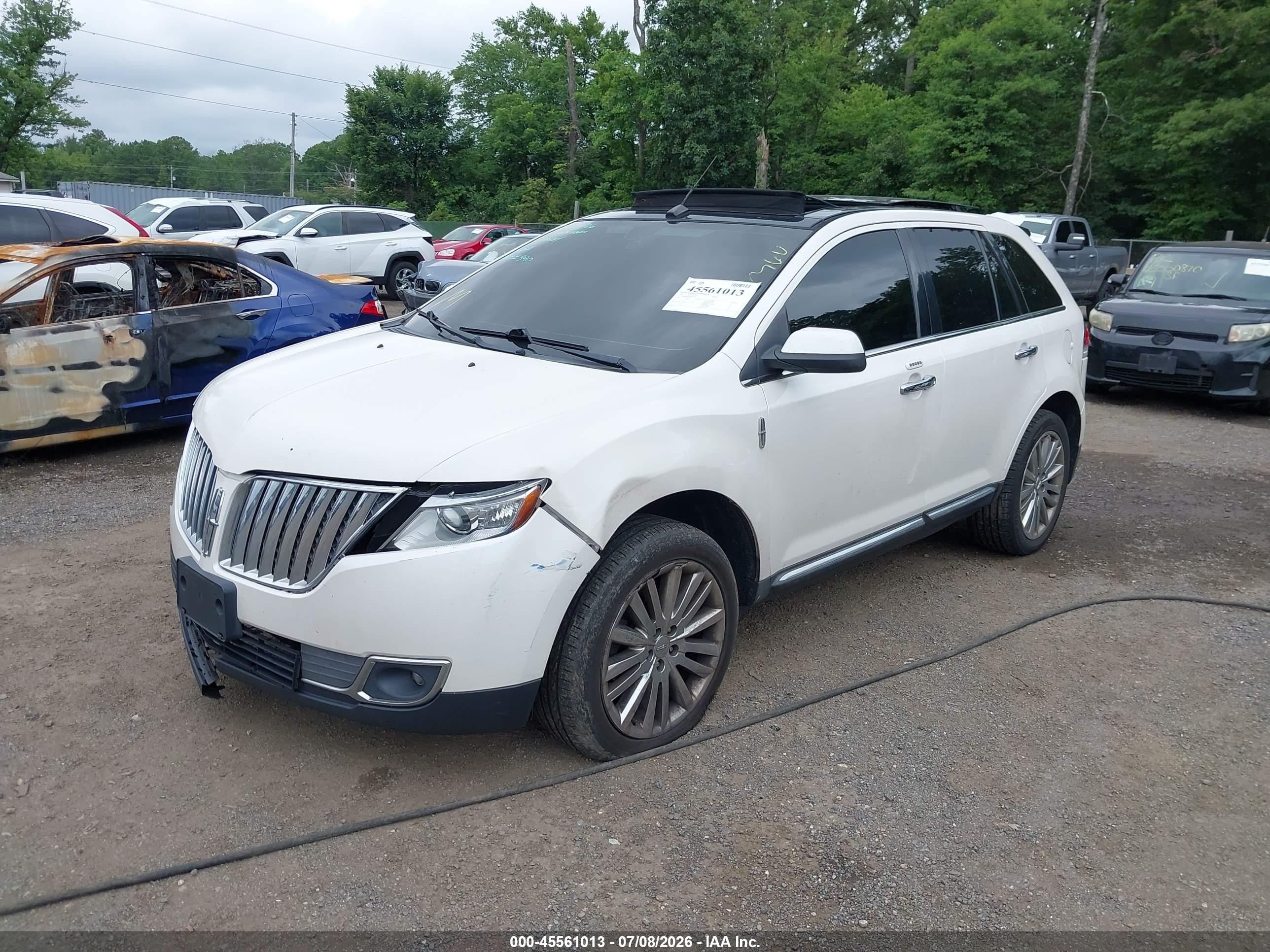 2011 Lincoln Mkx   White vin: 2LMDJ8JK8BBJ27223