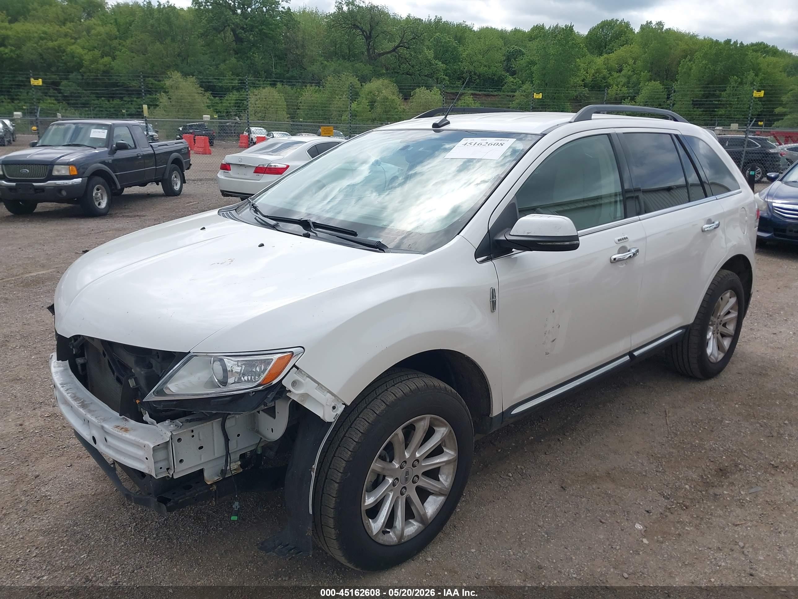 2012 Lincoln Mkx   White vin: 2LMDJ8JK8CBL04421