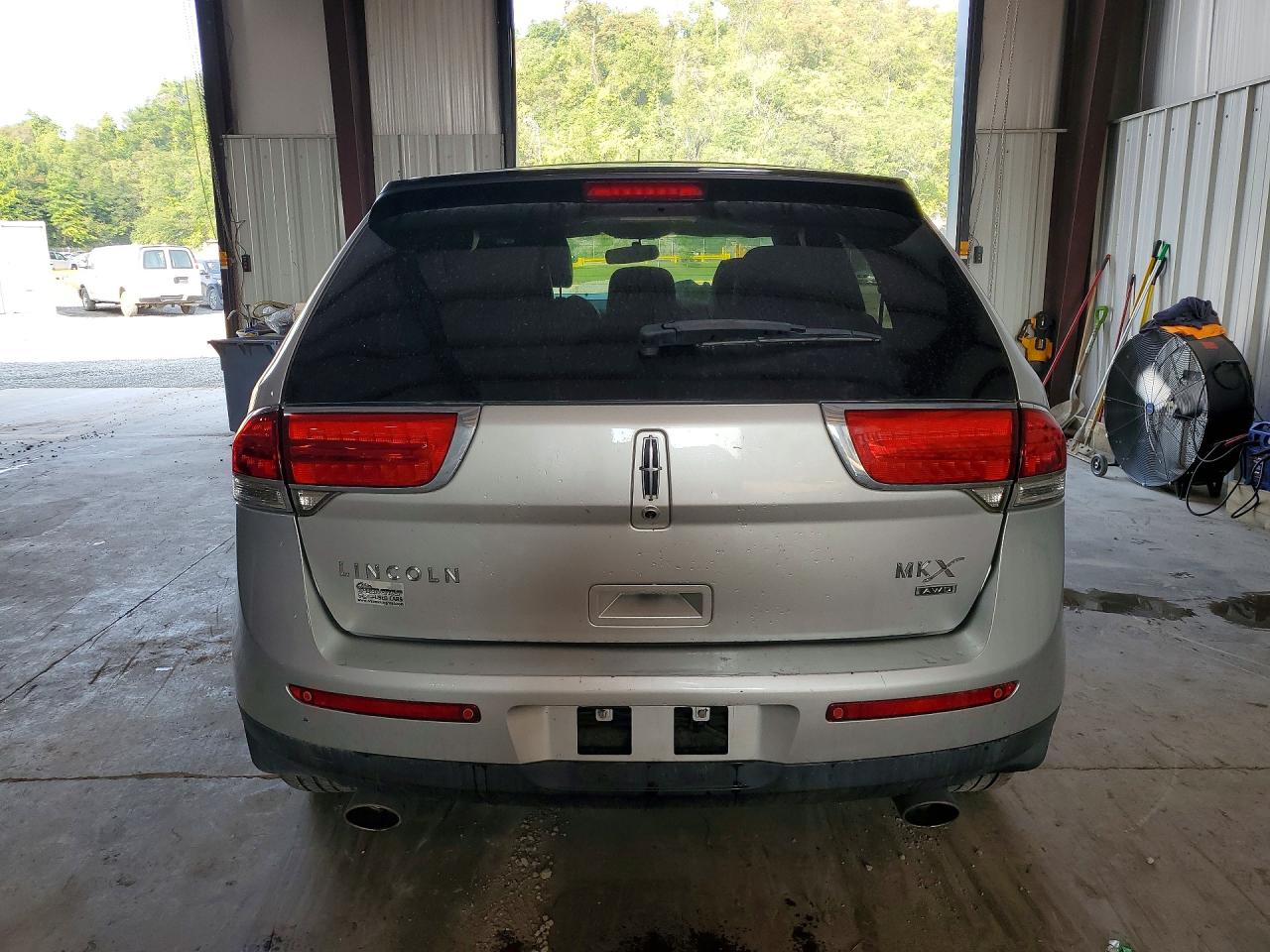 2012 Lincoln Mkx Silver vin: 2LMDJ8JK8CBL16360
