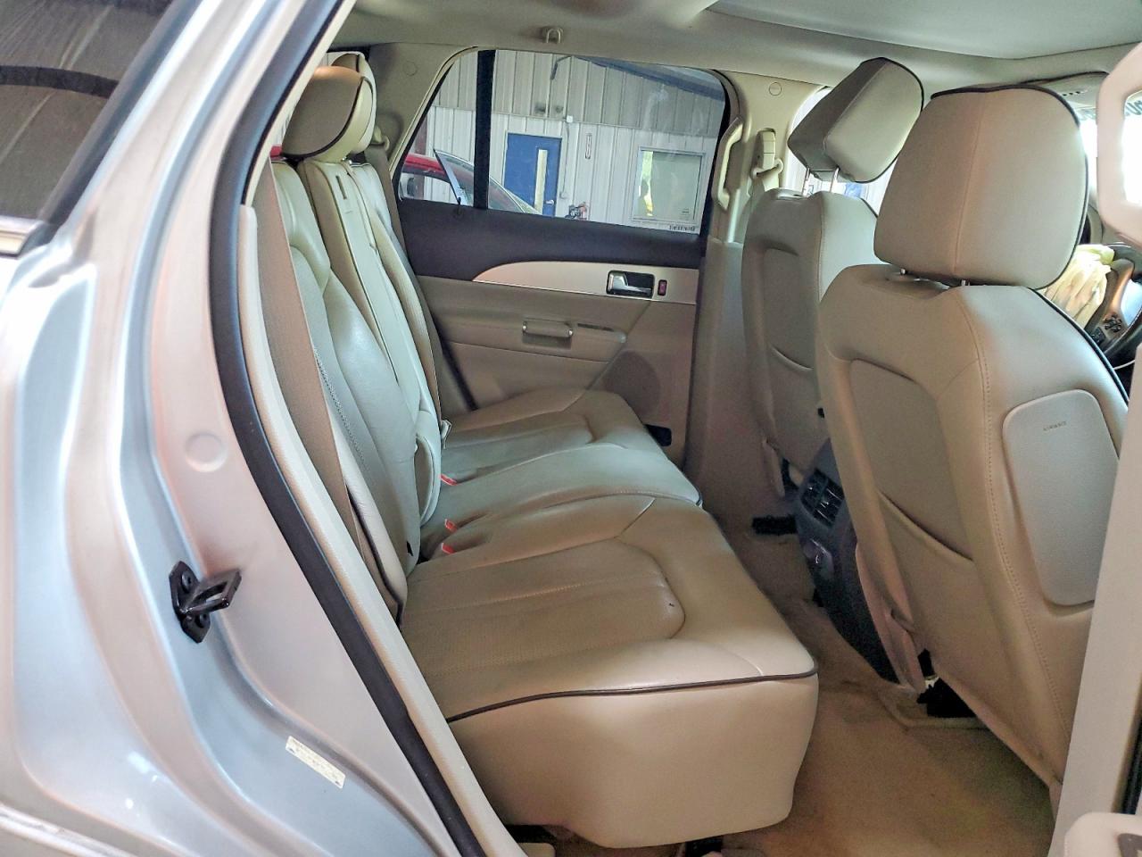 2012 Lincoln Mkx Silver vin: 2LMDJ8JK8CBL16360