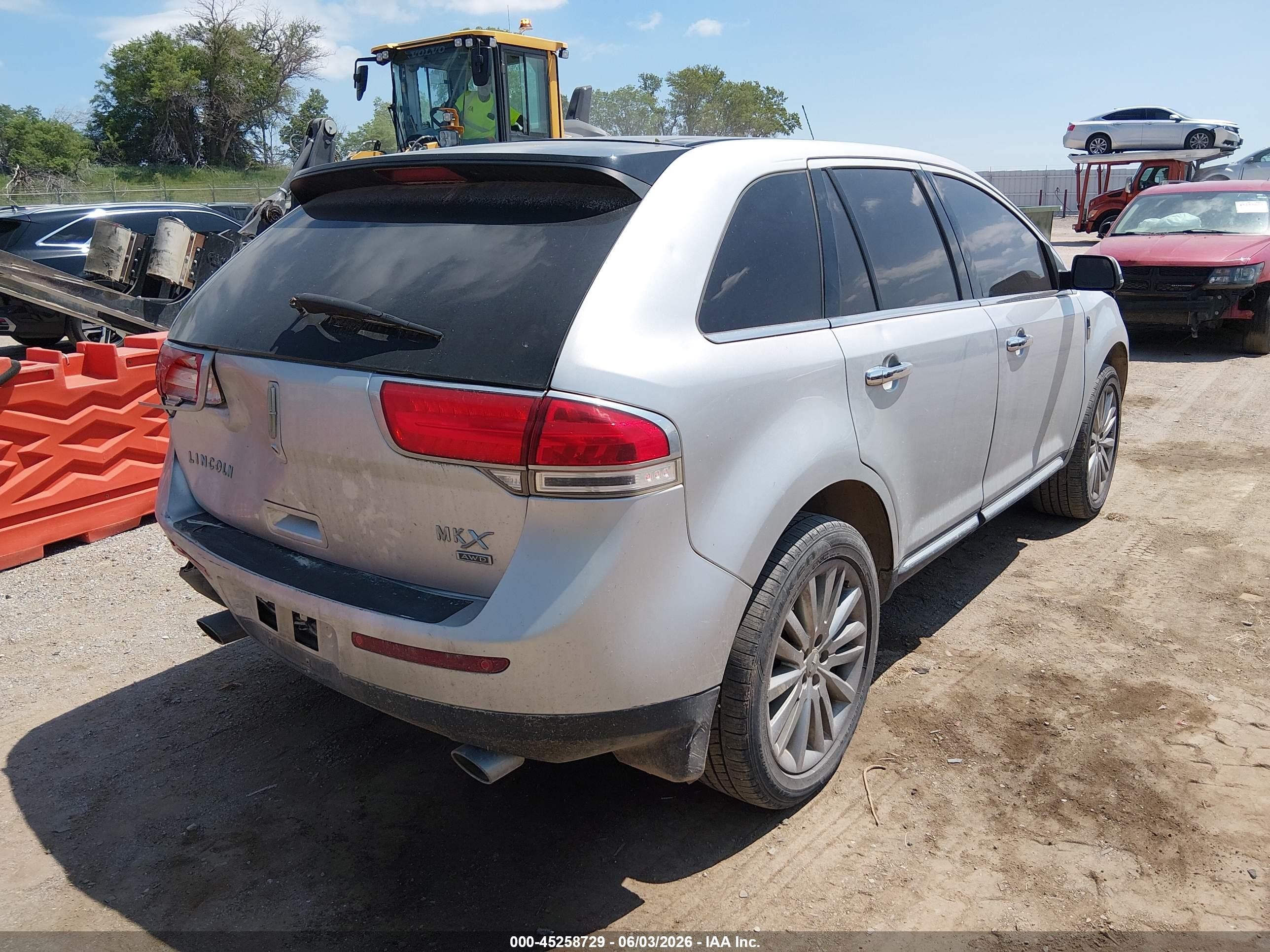 2013 Lincoln Mkx   Silver vin: 2LMDJ8JK8DBL00046