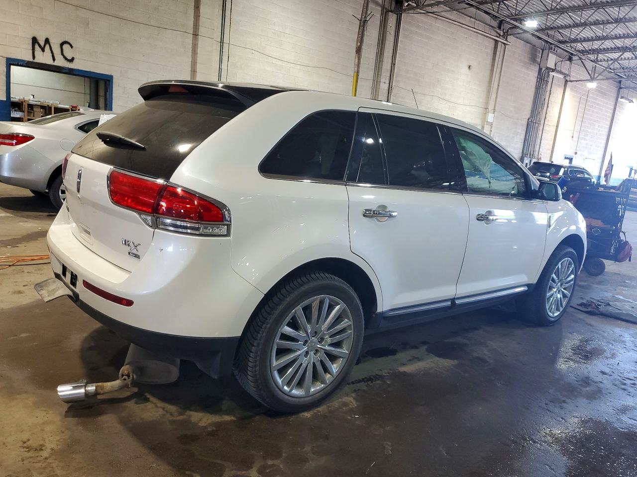 2013 Lincoln Mkx White vin: 2LMDJ8JK8DBL10348
