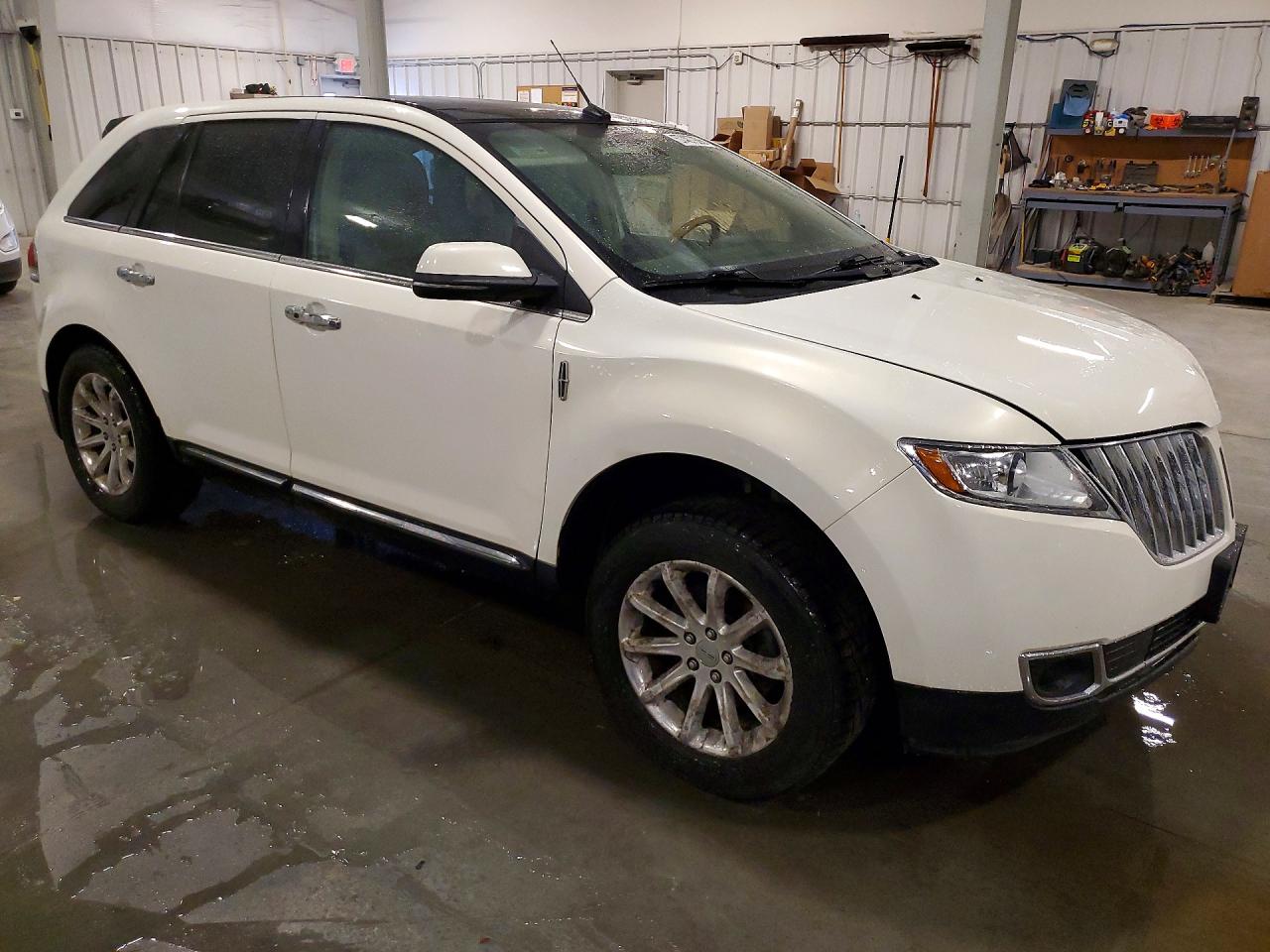 2013 Lincoln Mkx White vin: 2LMDJ8JK8DBL15890