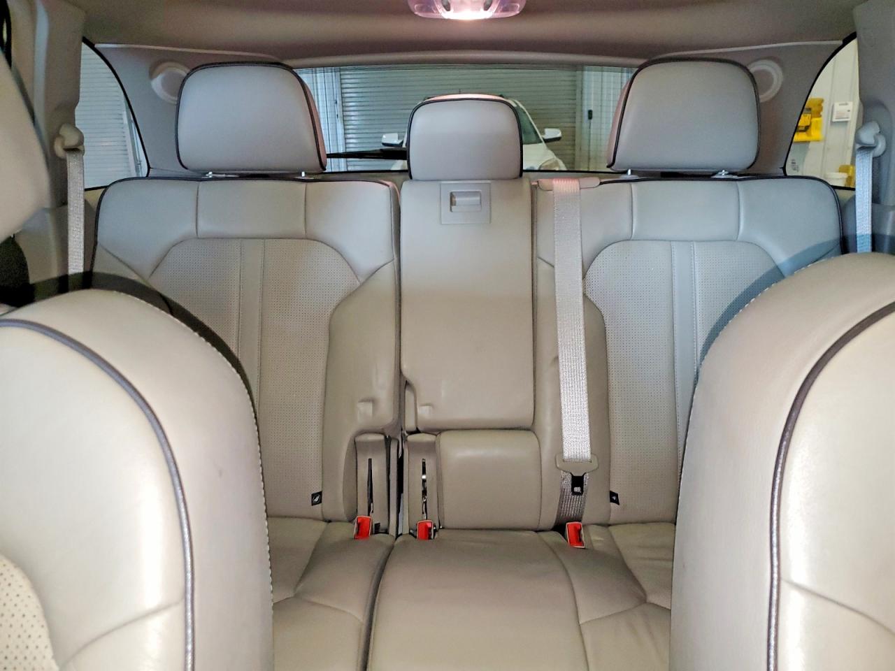 2013 Lincoln Mkx White vin: 2LMDJ8JK8DBL15890