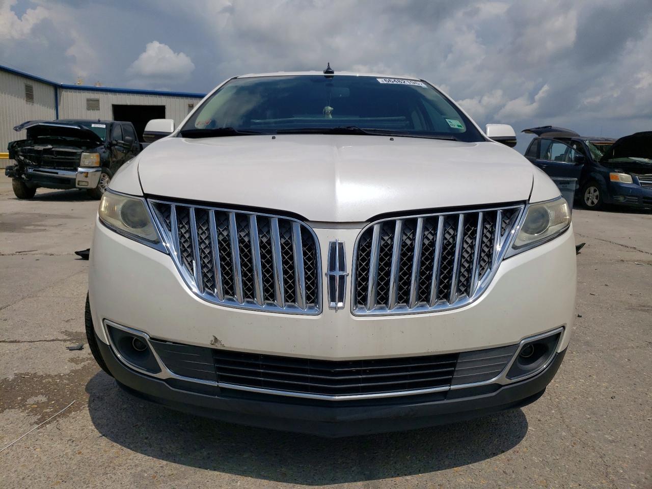 2013 Lincoln Mkx White vin: 2LMDJ8JK8DBL16943