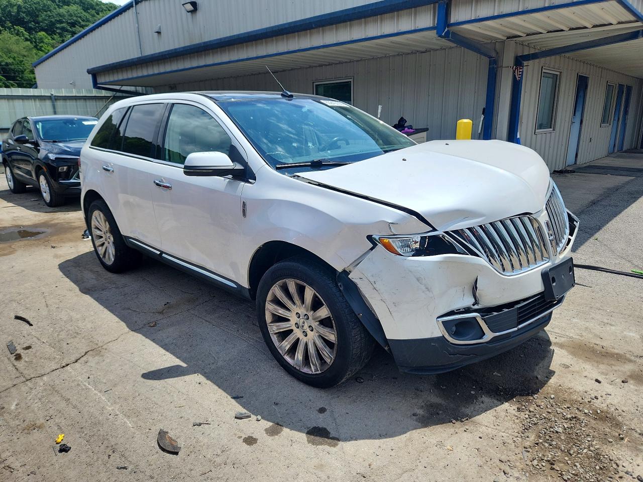 2013 Lincoln Mkx Белый vin: 2LMDJ8JK8DBL20443