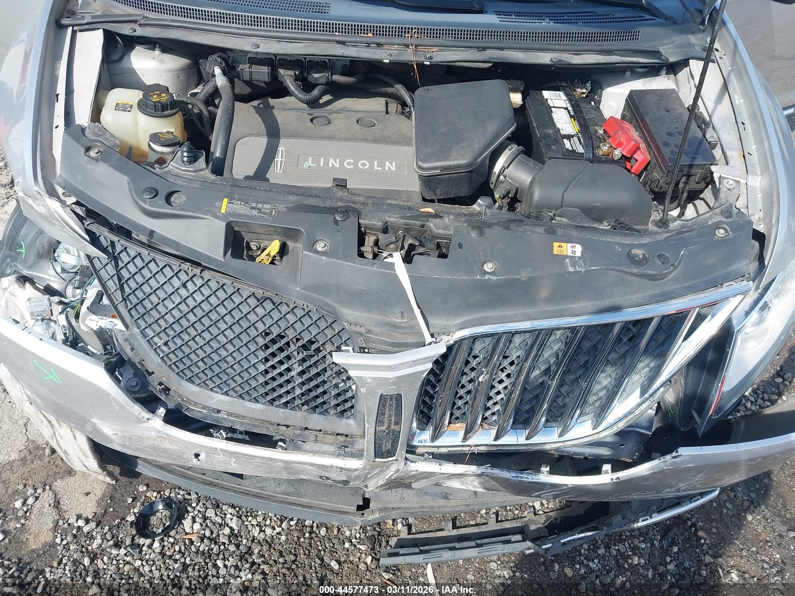 2015 Lincoln Mkx   Серебряный vin: 2LMDJ8JK8FBL33972
