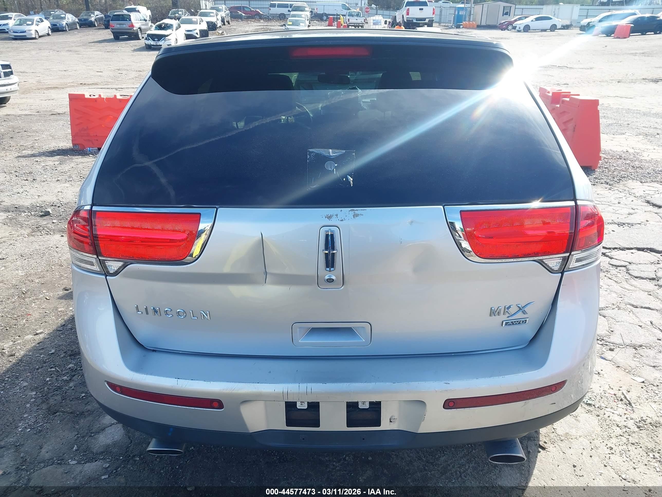 2015 Lincoln Mkx   Серебряный vin: 2LMDJ8JK8FBL33972
