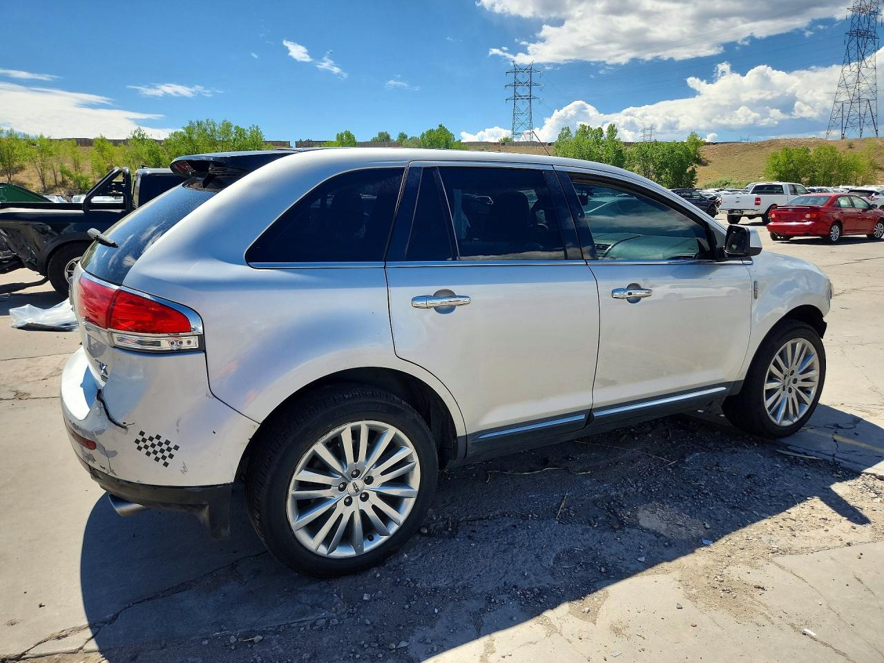 2011 Lincoln Mkx Silver vin: 2LMDJ8JK9BBJ15372