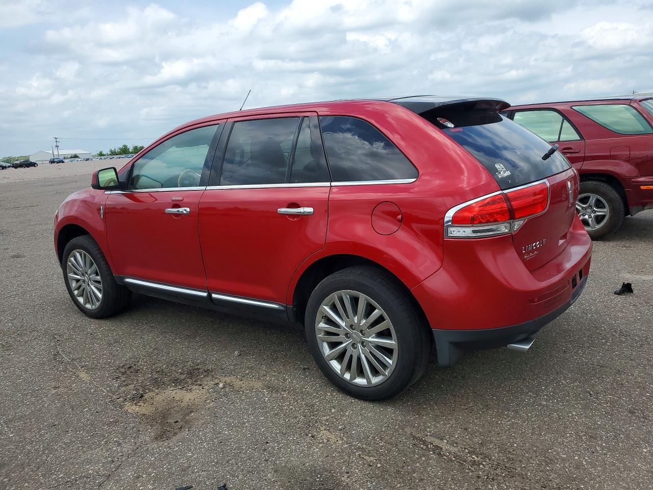 2011 Lincoln Mkx Red vin: 2LMDJ8JK9BBJ15680