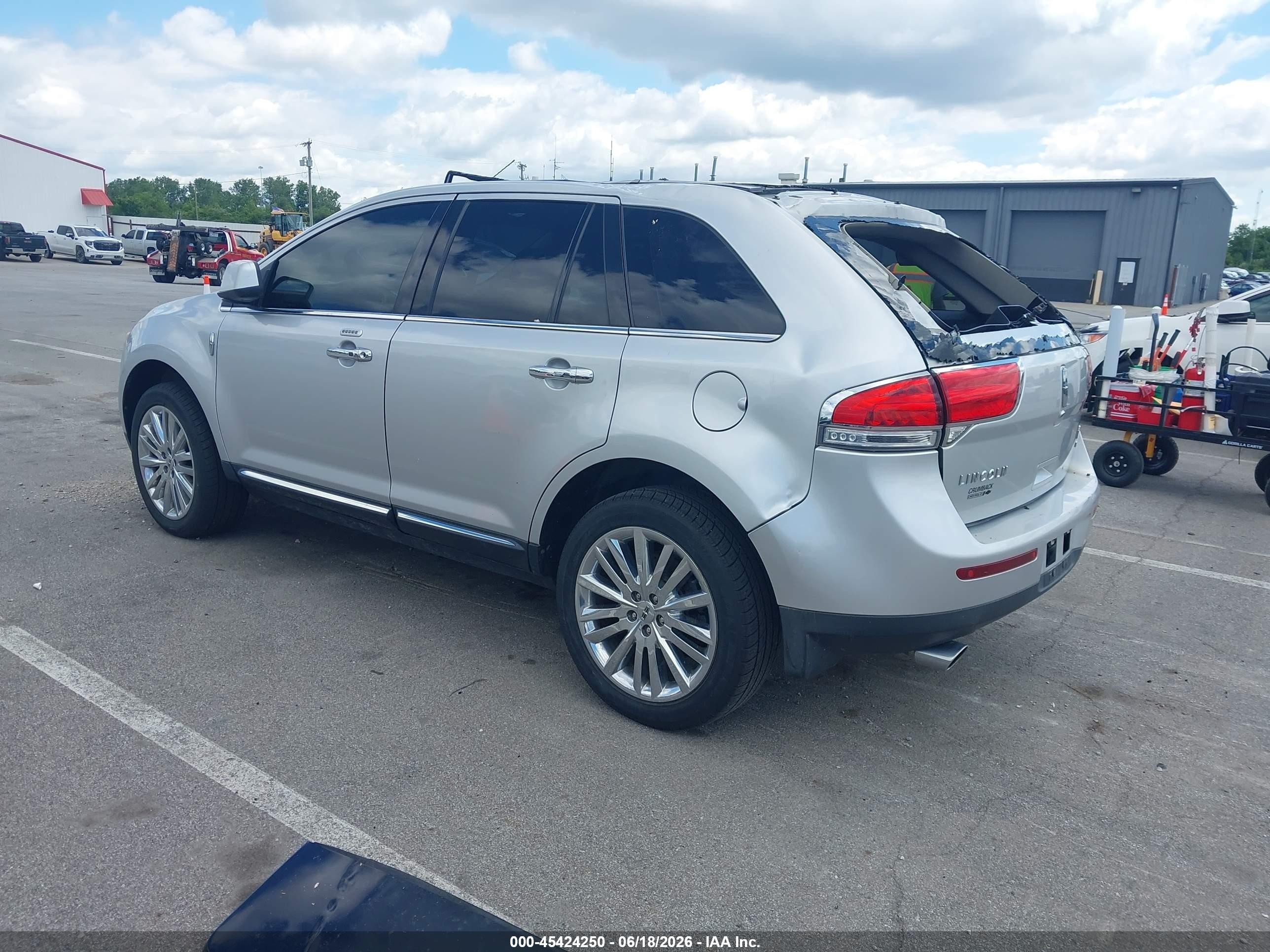 2011 Lincoln Mkx Silver vin: 2LMDJ8JK9BBJ16876