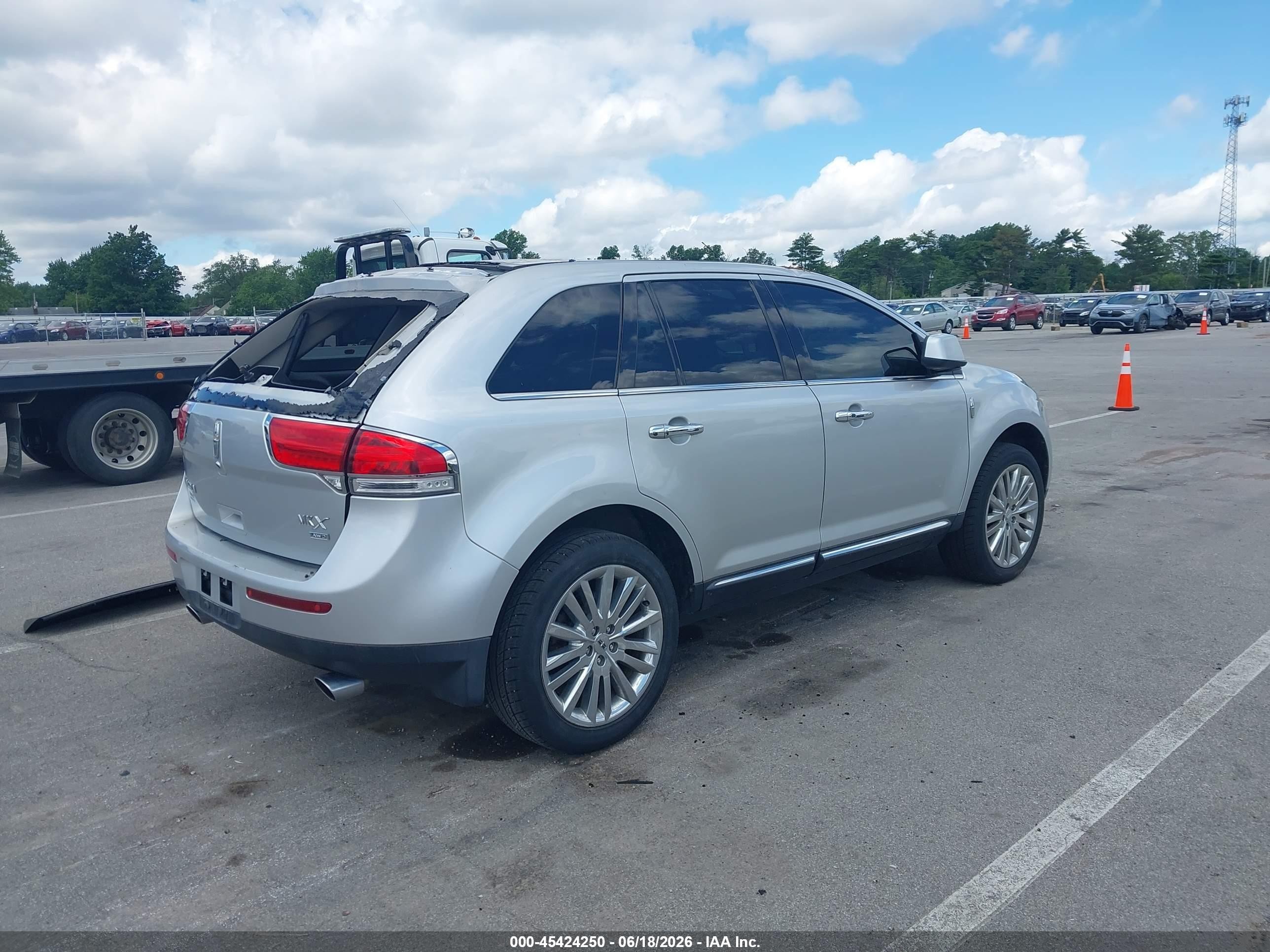 2011 Lincoln Mkx Silver vin: 2LMDJ8JK9BBJ16876