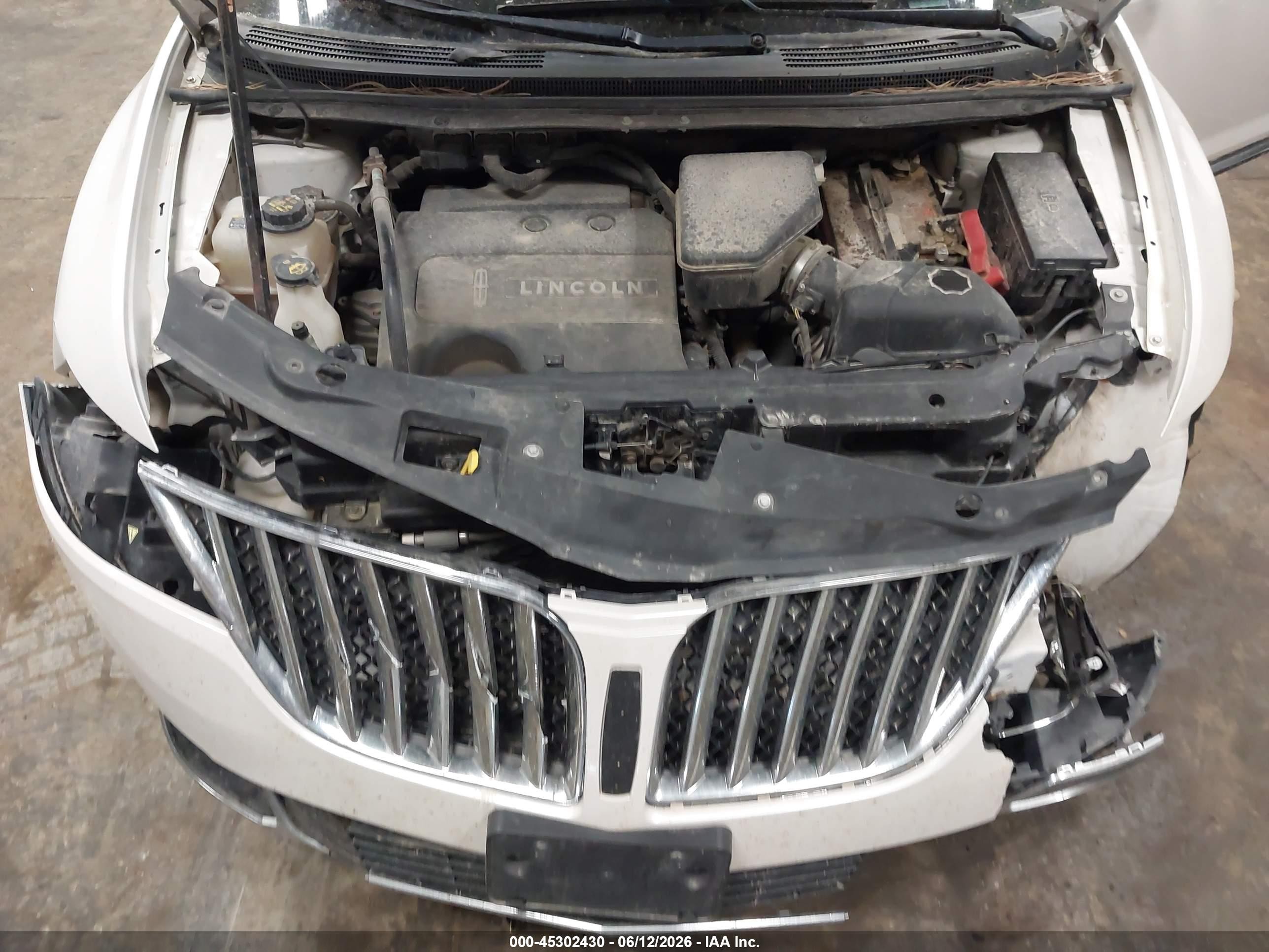 2014 Lincoln Mkx   White vin: 2LMDJ8JK9EBL18699
