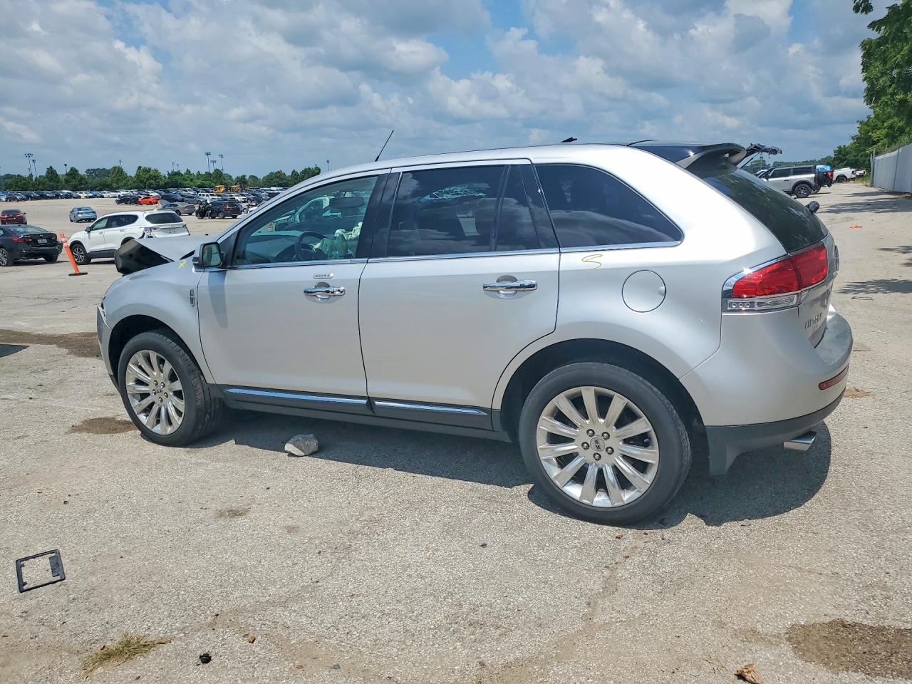 2015 Lincoln Mkx Silver vin: 2LMDJ8JK9FBL23645