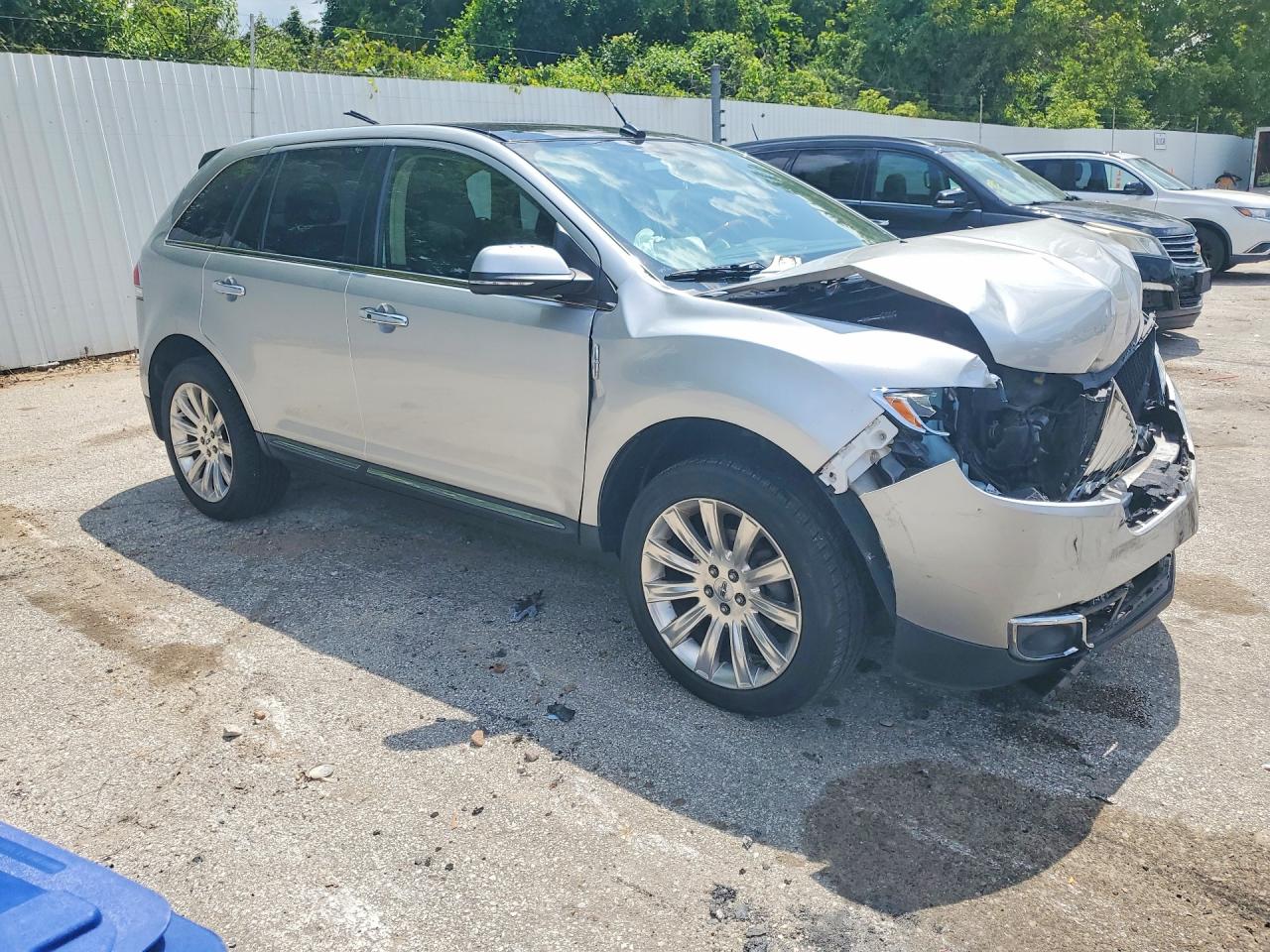 2015 Lincoln Mkx Silver vin: 2LMDJ8JK9FBL23645