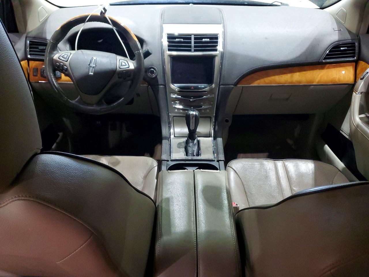 2011 Lincoln Mkx Tan vin: 2LMDJ8JKXBBJ08852