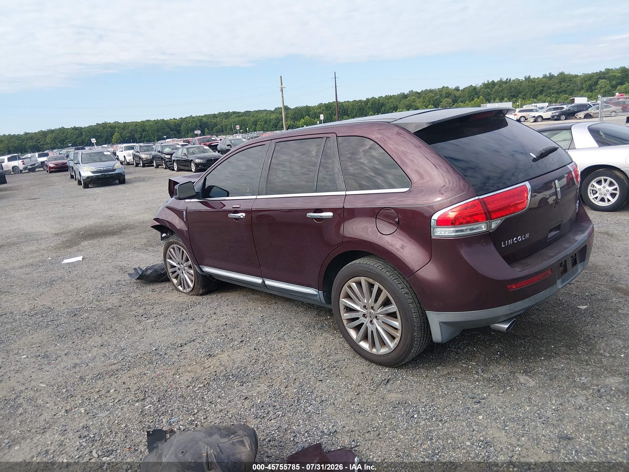 2011 Lincoln Mkx   Maroon vin: 2LMDJ8JKXBBJ13422